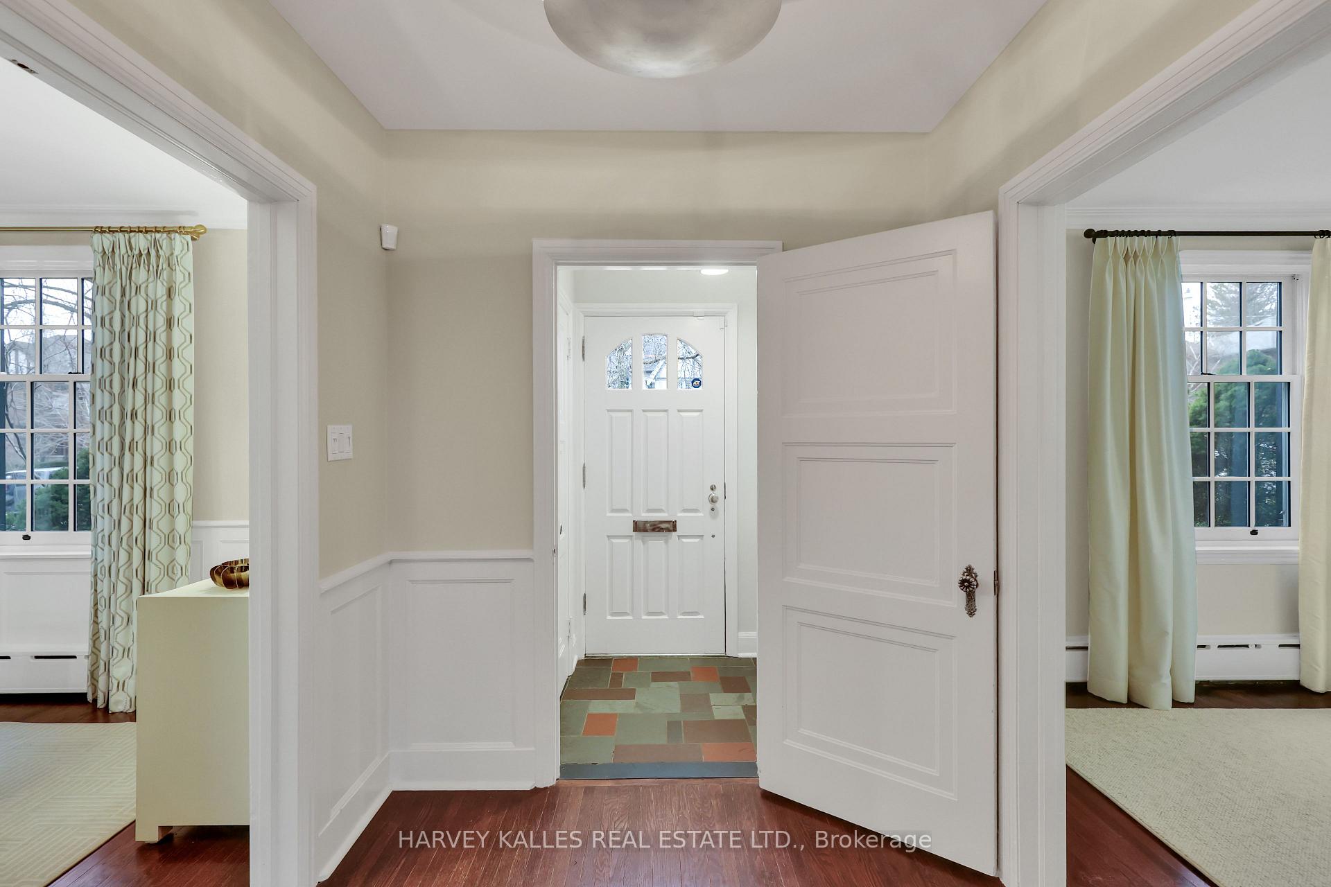 Photo 3 of 64 Hillhurst Boulevard, Toronto, Lawrence Park South — HOMEH