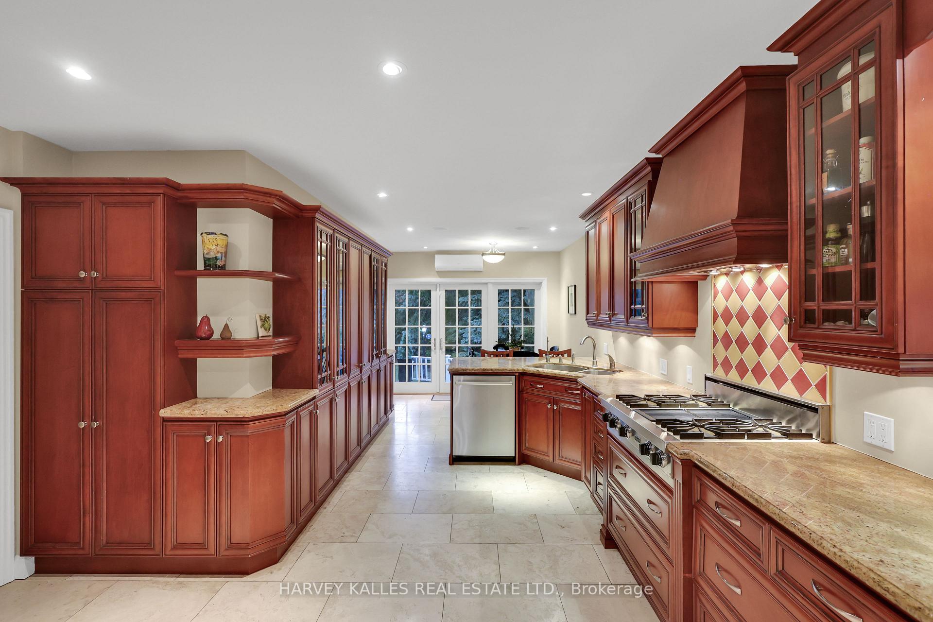 Photo 7 of 64 Hillhurst Boulevard, Toronto, Lawrence Park South — HOMEH