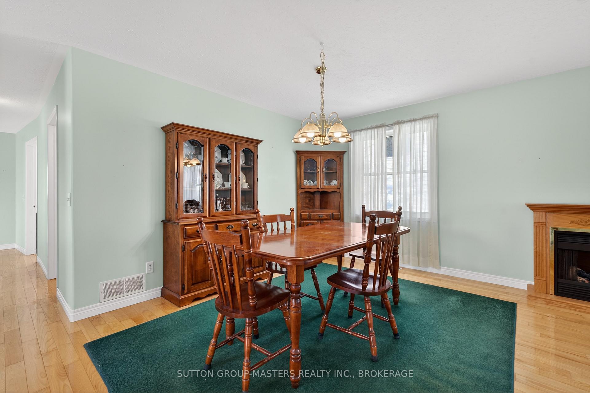 Photo 7 of 36 Joyce Street, Kingston, Rideau — HOMEH