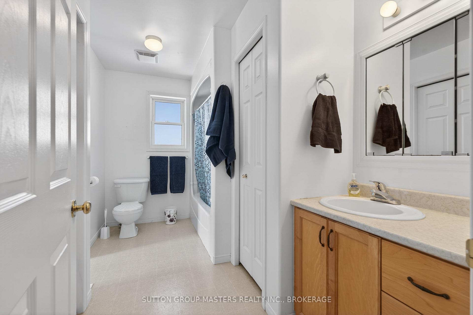 Photo 23 of 36 Joyce Street, Kingston, Rideau — HOMEH