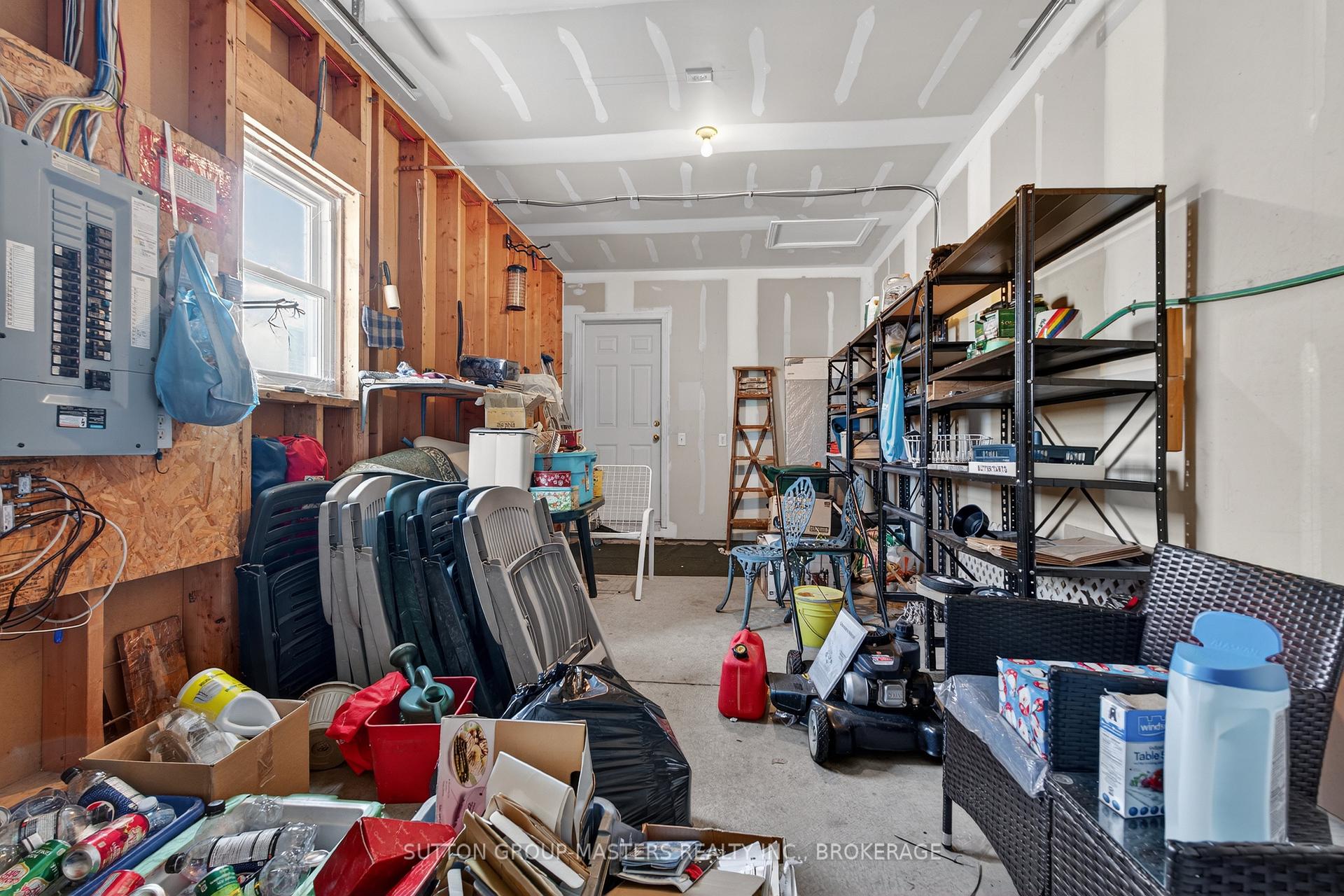 Photo 32 of 36 Joyce Street, Kingston, Rideau — HOMEH