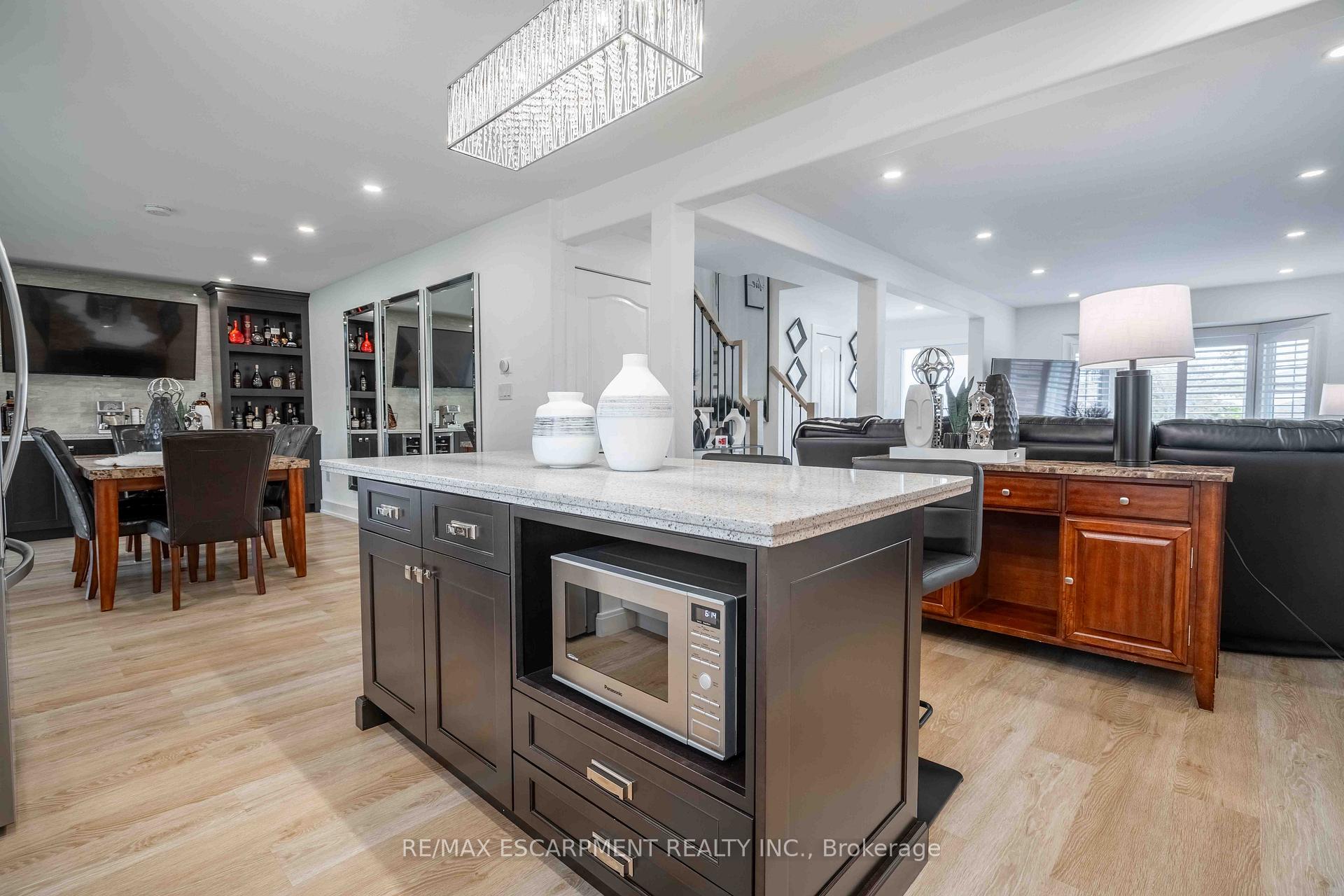 Photo 6 of 35 Quincy Court, Hamilton, Quinndale — HOMEH