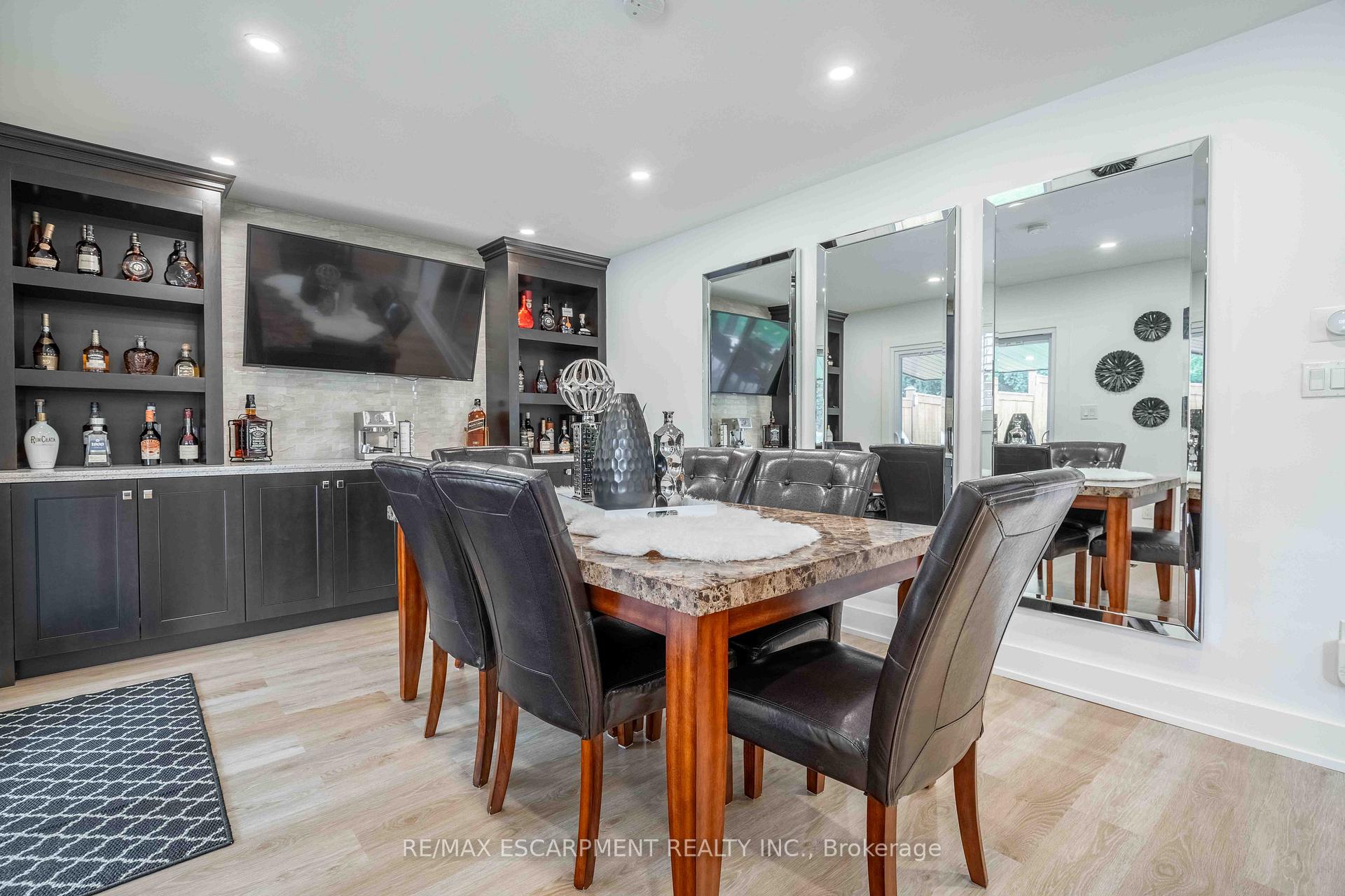 Photo 10 of 35 Quincy Court, Hamilton, Quinndale — HOMEH