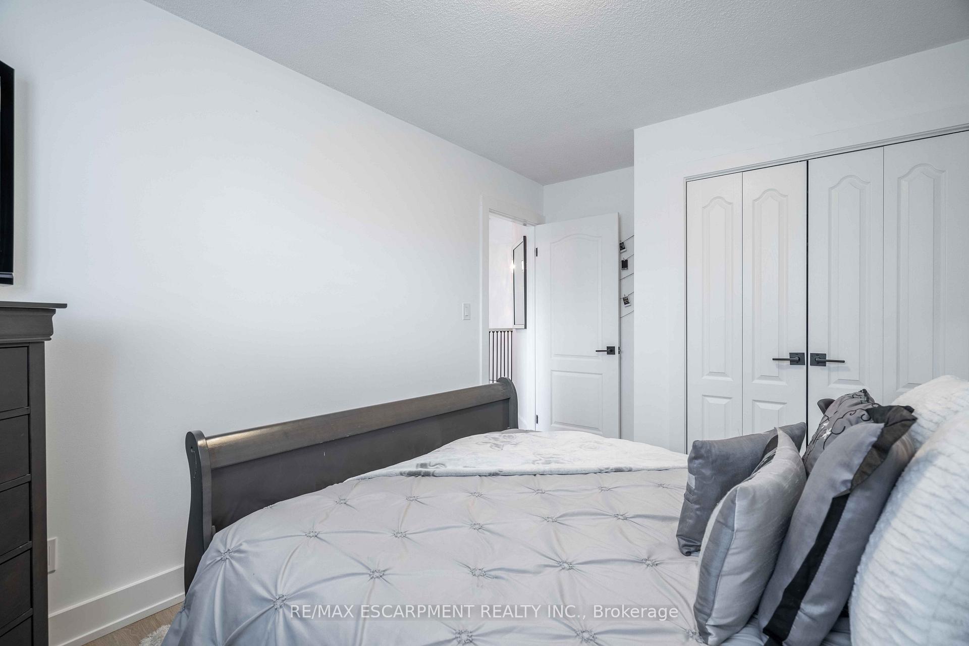Photo 19 of 35 Quincy Court, Hamilton, Quinndale — HOMEH