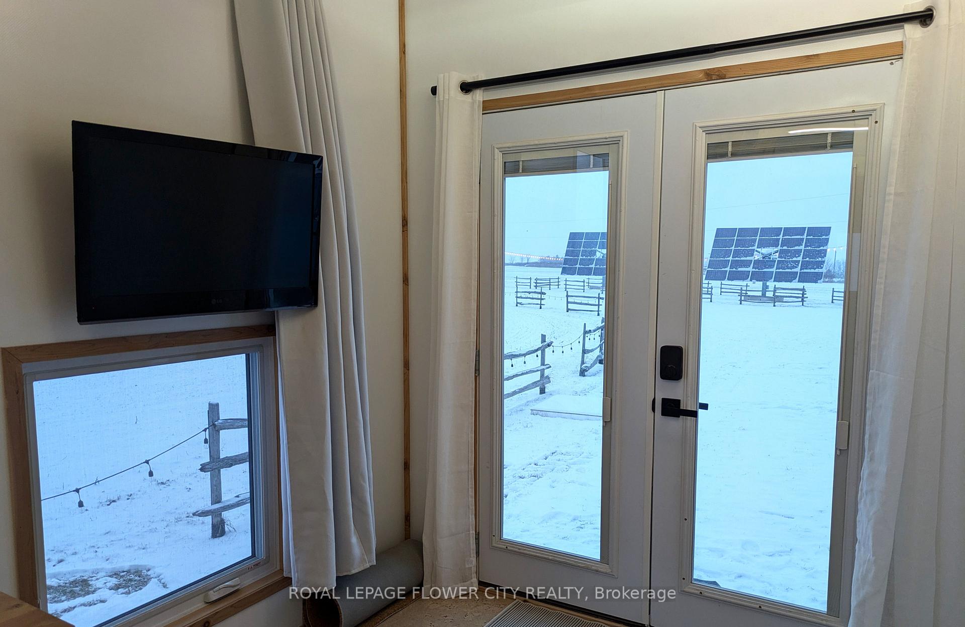 Photo 4 of 4023 3rd Line, King, Schomberg — HOMEH