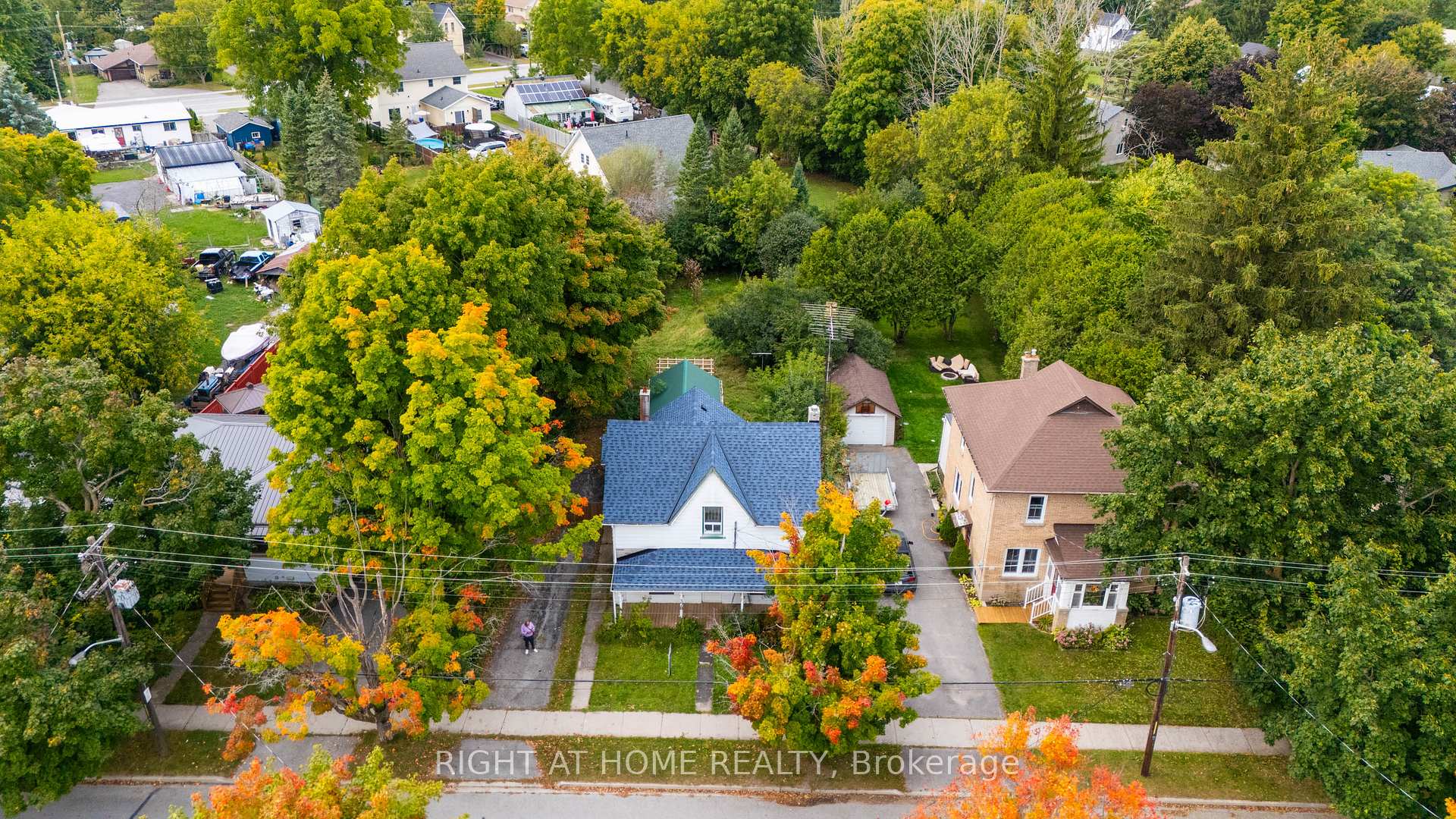 Photo 7 of 378 Main Street, Brock, Beaverton — HOMEH