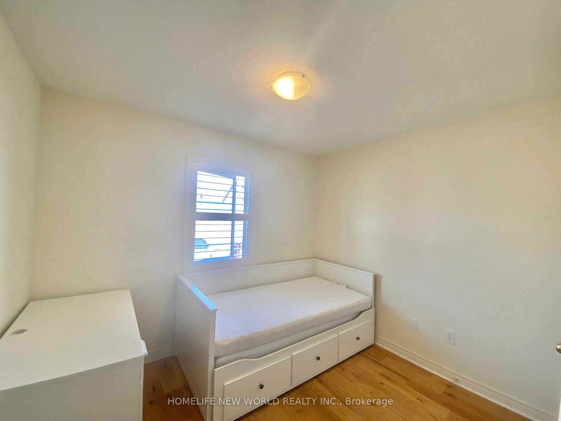 Photo 14 of 5480 Bellaggio Crescent, Mississauga, East Credit — HOMEH
