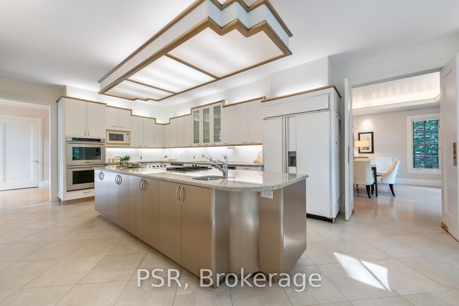 Photo 6 of 37 Strathearn Road, Toronto, Humewood-Cedarvale — HOMEH