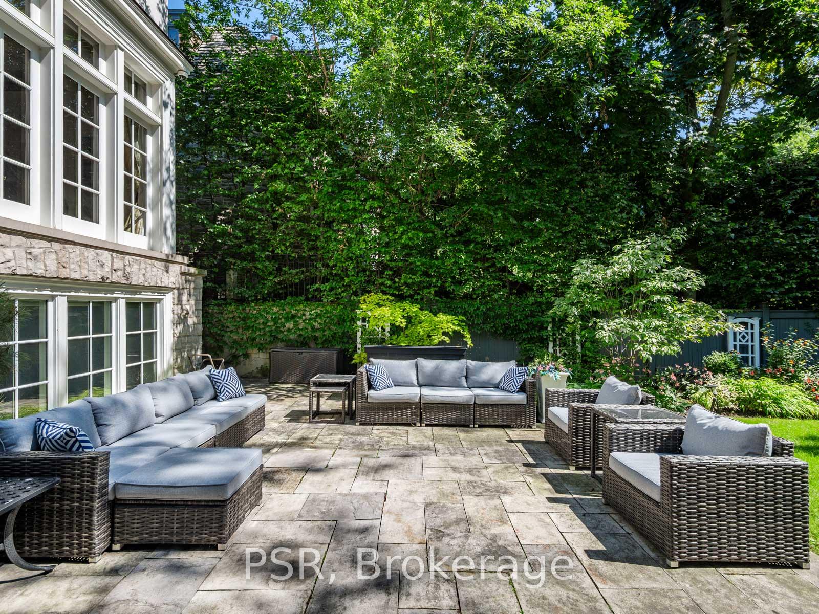 Photo 34 of 37 Strathearn Road, Toronto, Humewood-Cedarvale — HOMEH