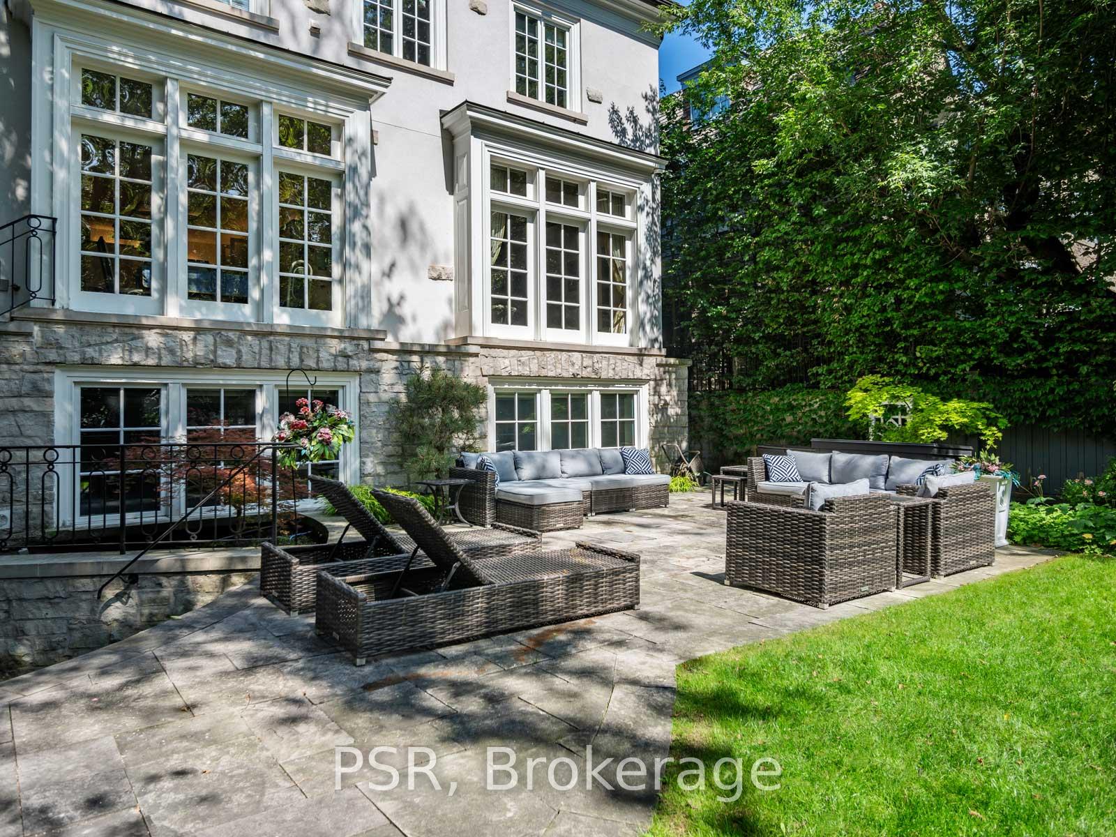 Photo 32 of 37 Strathearn Road, Toronto, Humewood-Cedarvale — HOMEH