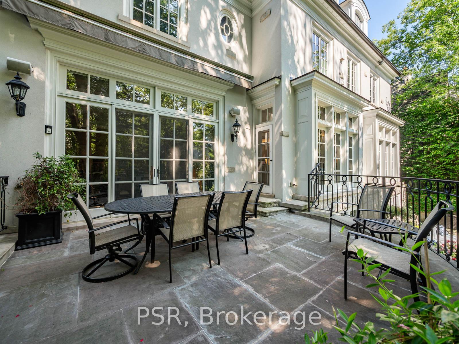 Photo 29 of 37 Strathearn Road, Toronto, Humewood-Cedarvale — HOMEH