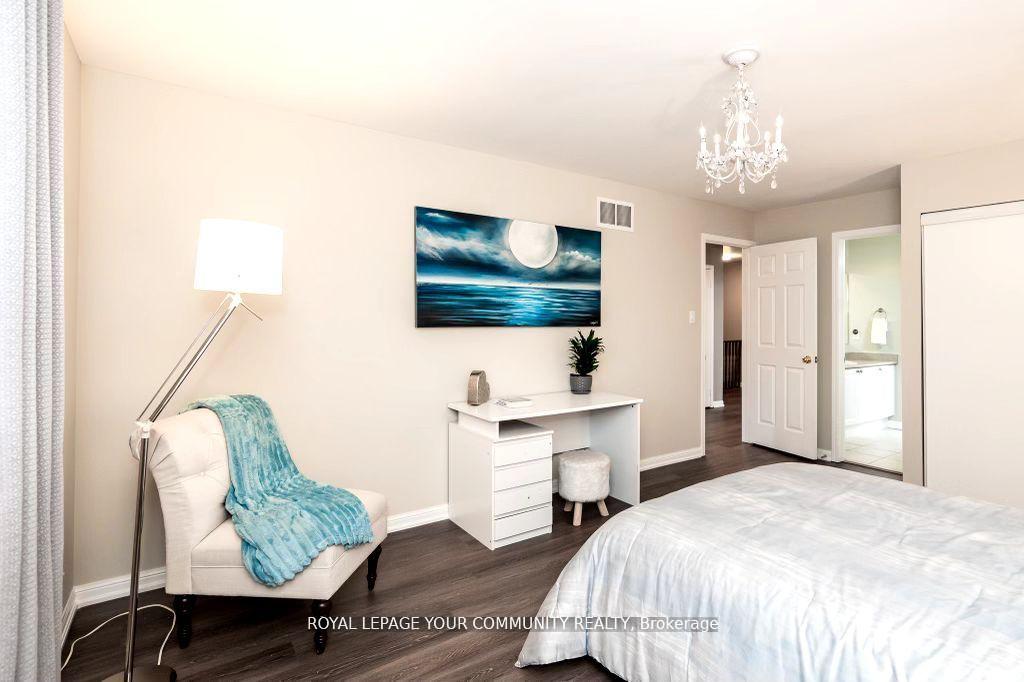 Photo 16 of 116 Winchester Terrace, Barrie, Innis-Shore — HOMEH