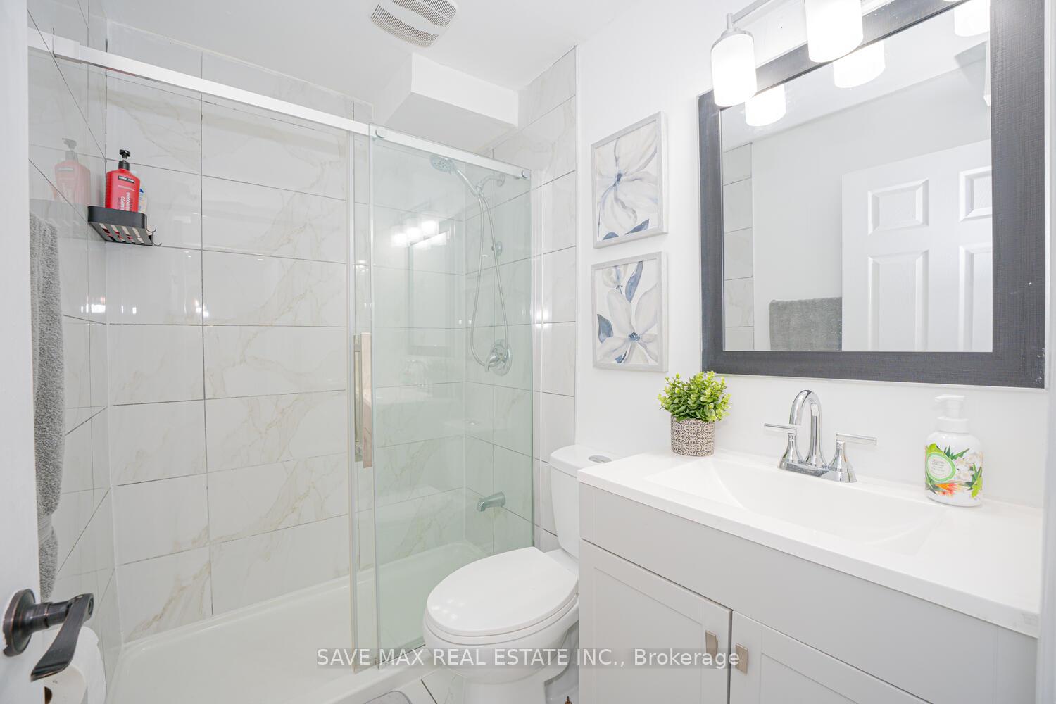 Photo 10 of 55 Crosswood Lane, Brampton, Brampton North — HOMEH