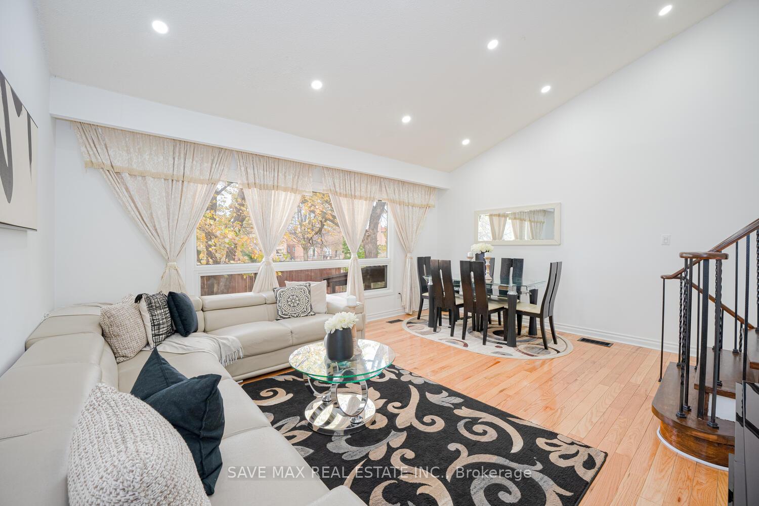 Photo 38 of 55 Crosswood Lane, Brampton, Brampton North — HOMEH