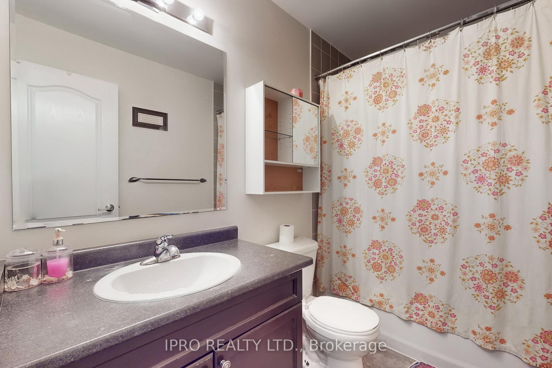 Photo 25 of 41 Bevington Road, Brampton, Northwest Brampton — HOMEH