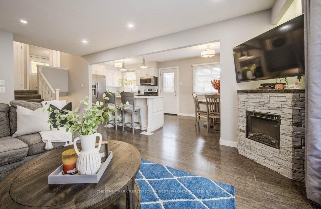 Photo 7 of 48 Hickson Drive, Kitchener — HOMEH
