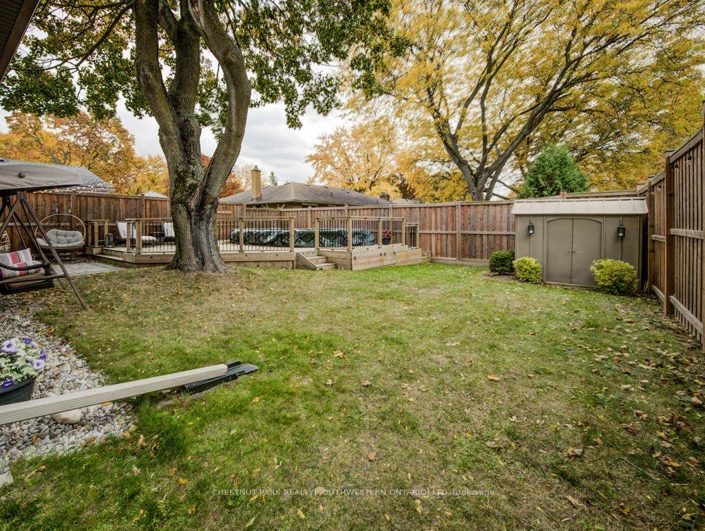 Photo 35 of 48 Hickson Drive, Kitchener — HOMEH