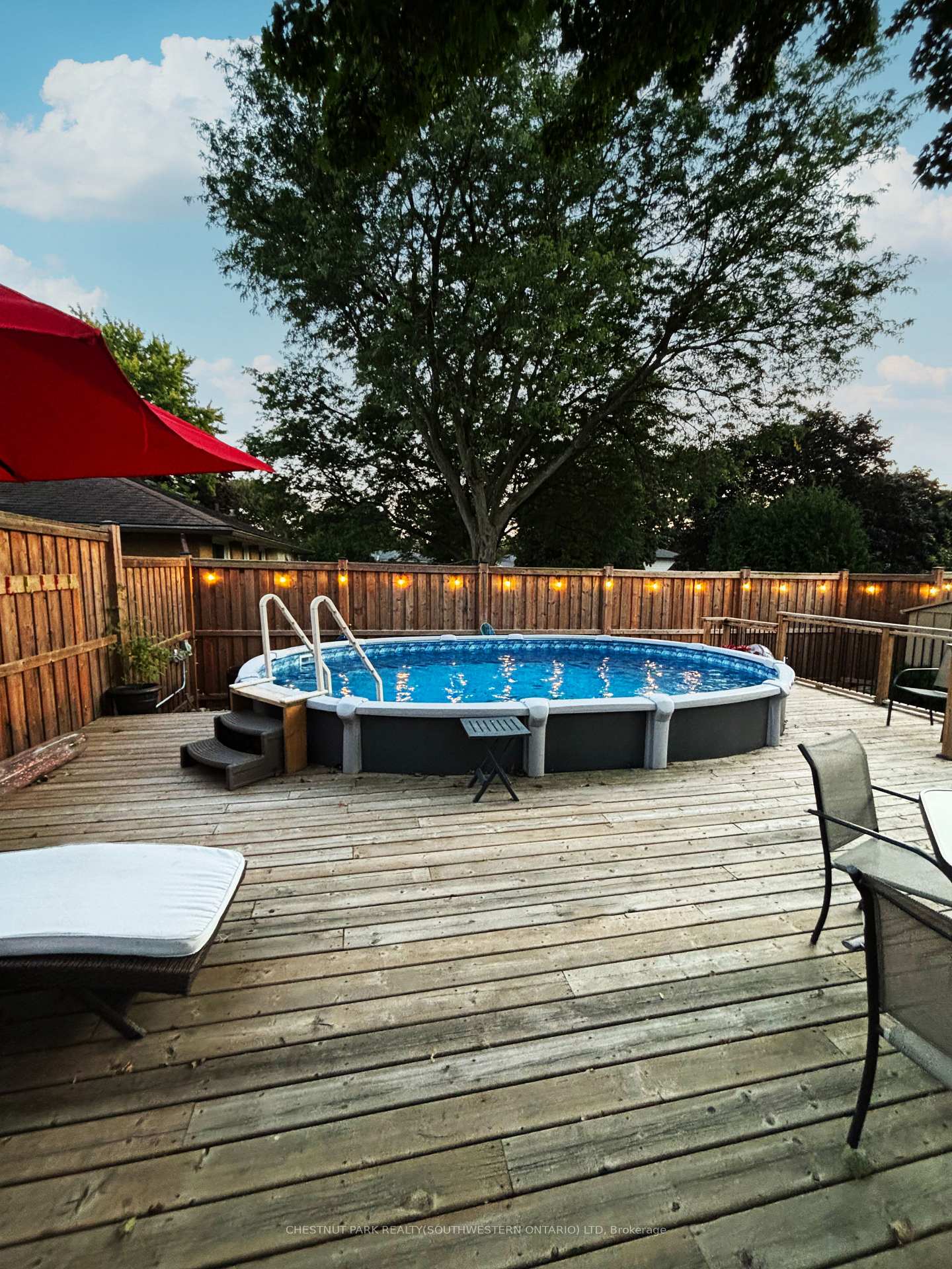 Photo 39 of 48 Hickson Drive, Kitchener — HOMEH