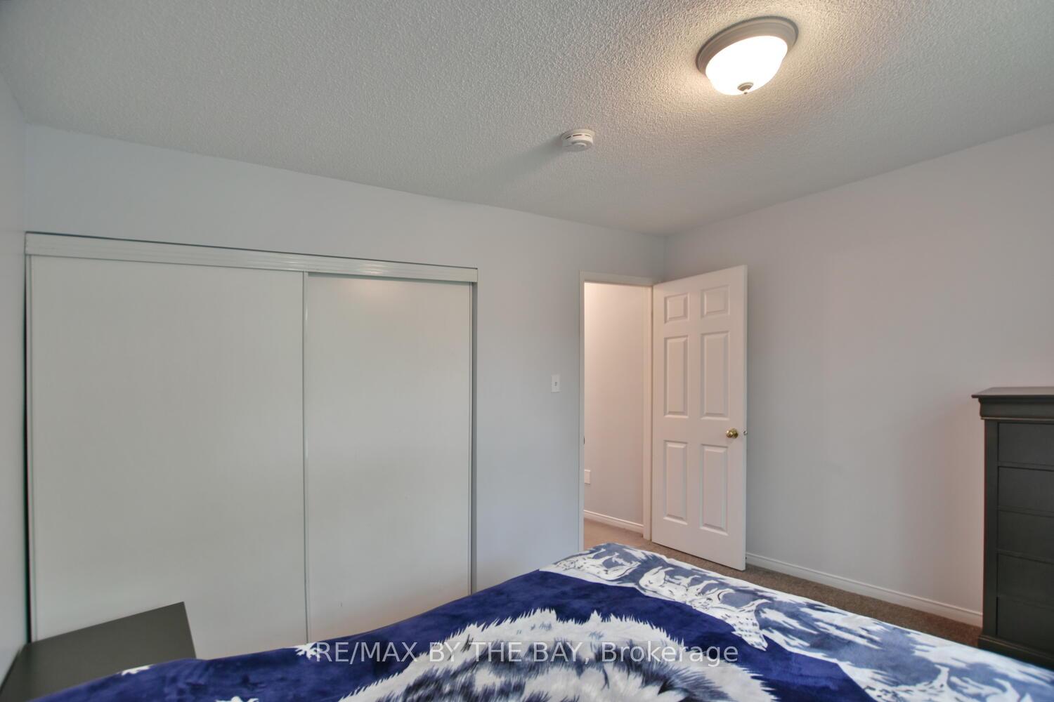 Photo 20 of 22 Silversands Crescent, Wasaga Beach — HOMEH