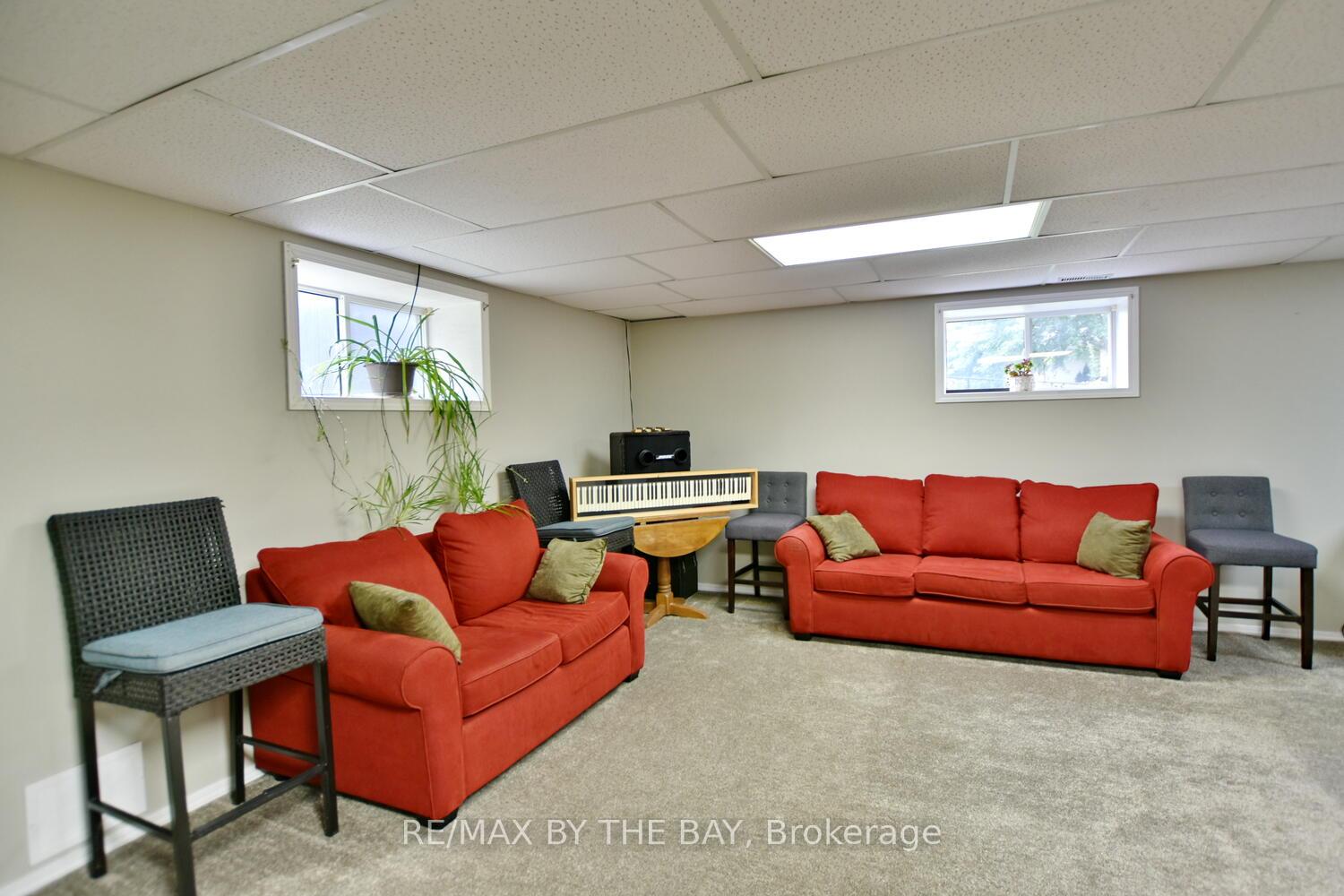 Photo 18 of 22 Silversands Crescent, Wasaga Beach — HOMEH