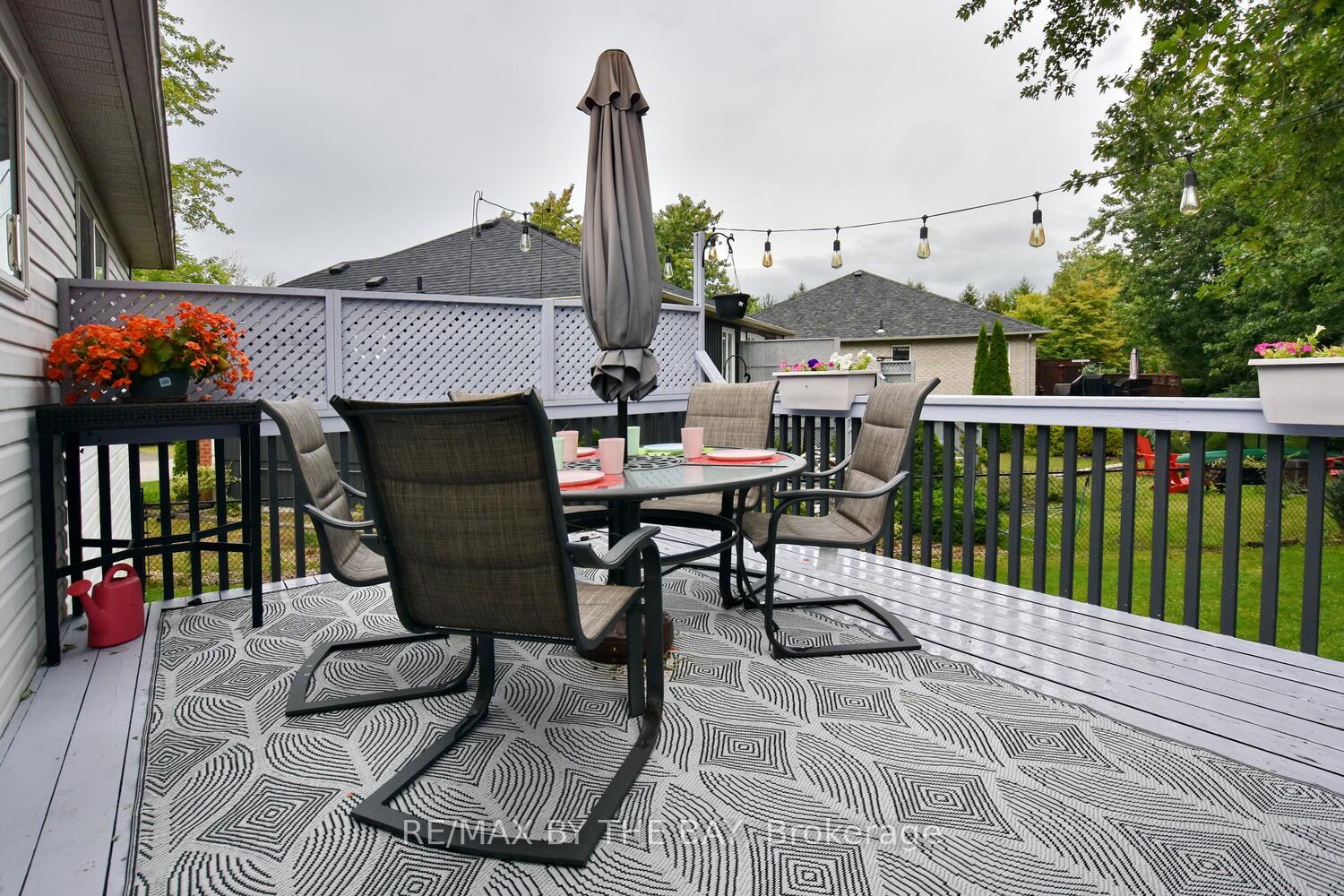 Photo 32 of 22 Silversands Crescent, Wasaga Beach — HOMEH