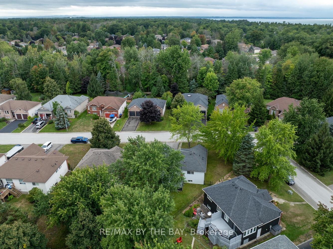 Photo 35 of 22 Silversands Crescent, Wasaga Beach — HOMEH