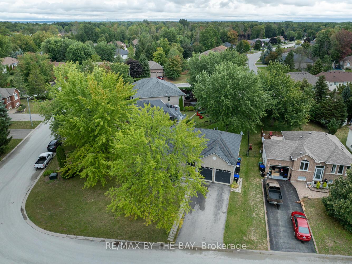 Photo 28 of 22 Silversands Crescent, Wasaga Beach — HOMEH