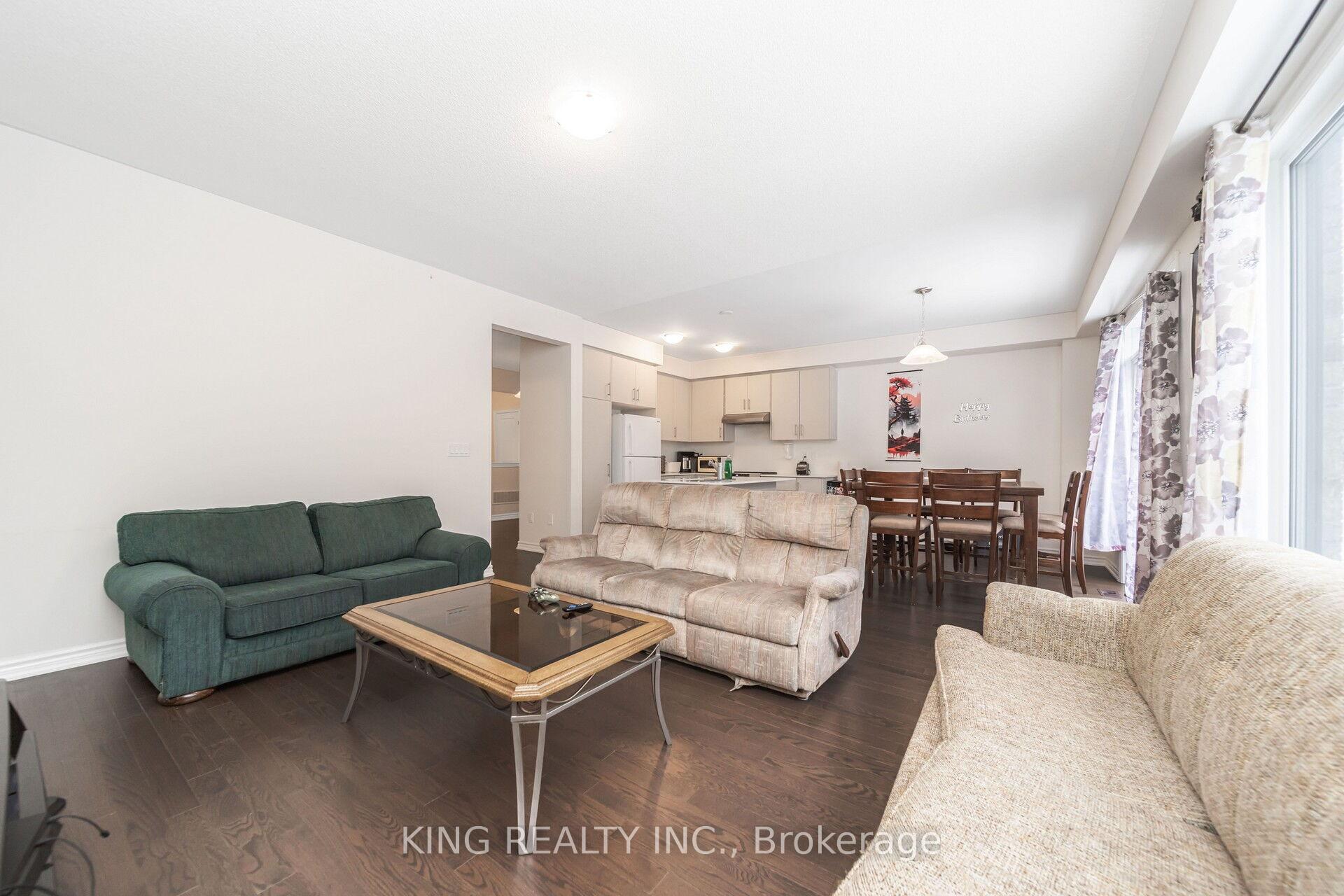 Photo 20 of 52 Gemini Drive, Barrie, Rural Barrie Southeast — HOMEH