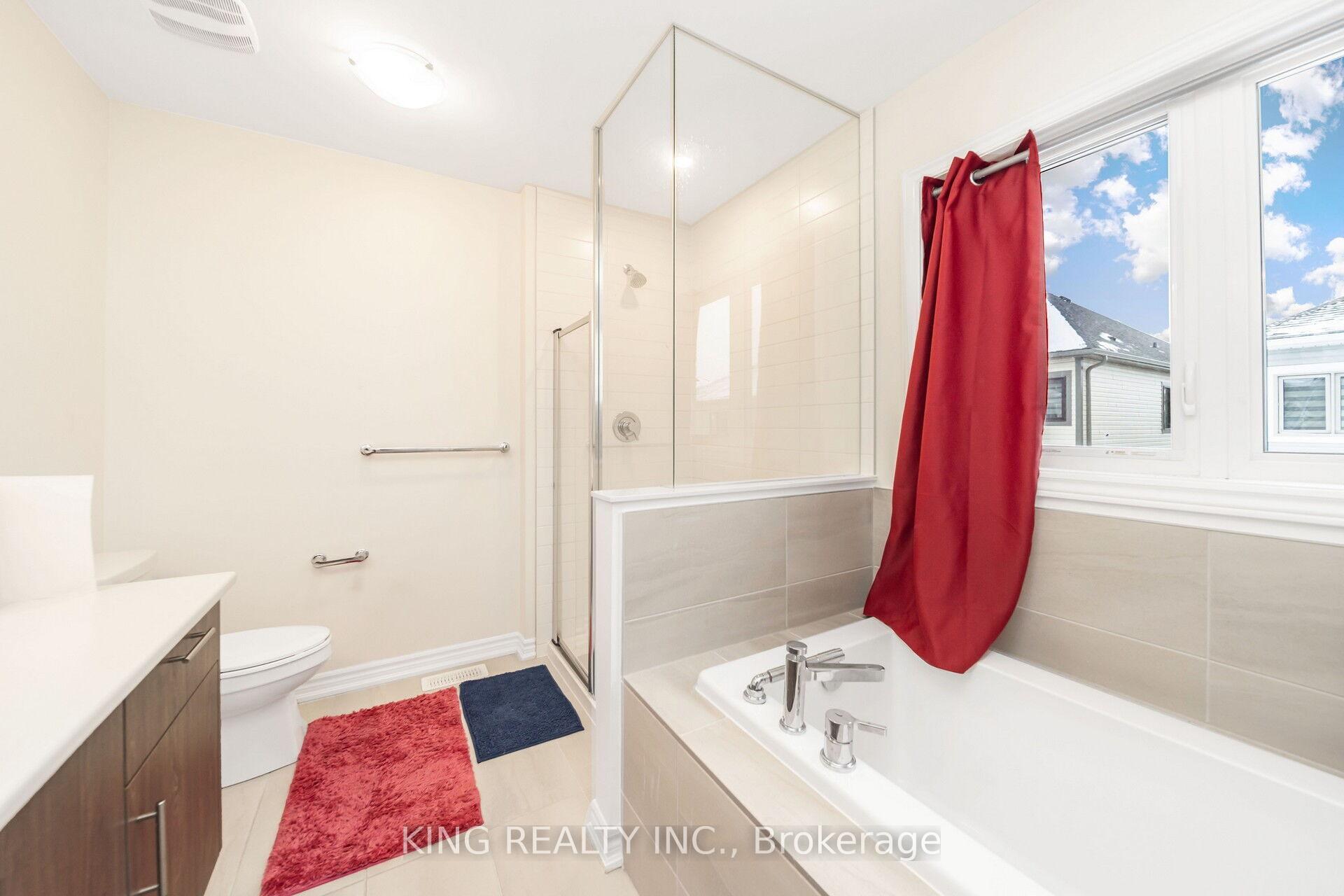 Photo 35 of 52 Gemini Drive, Barrie, Rural Barrie Southeast — HOMEH