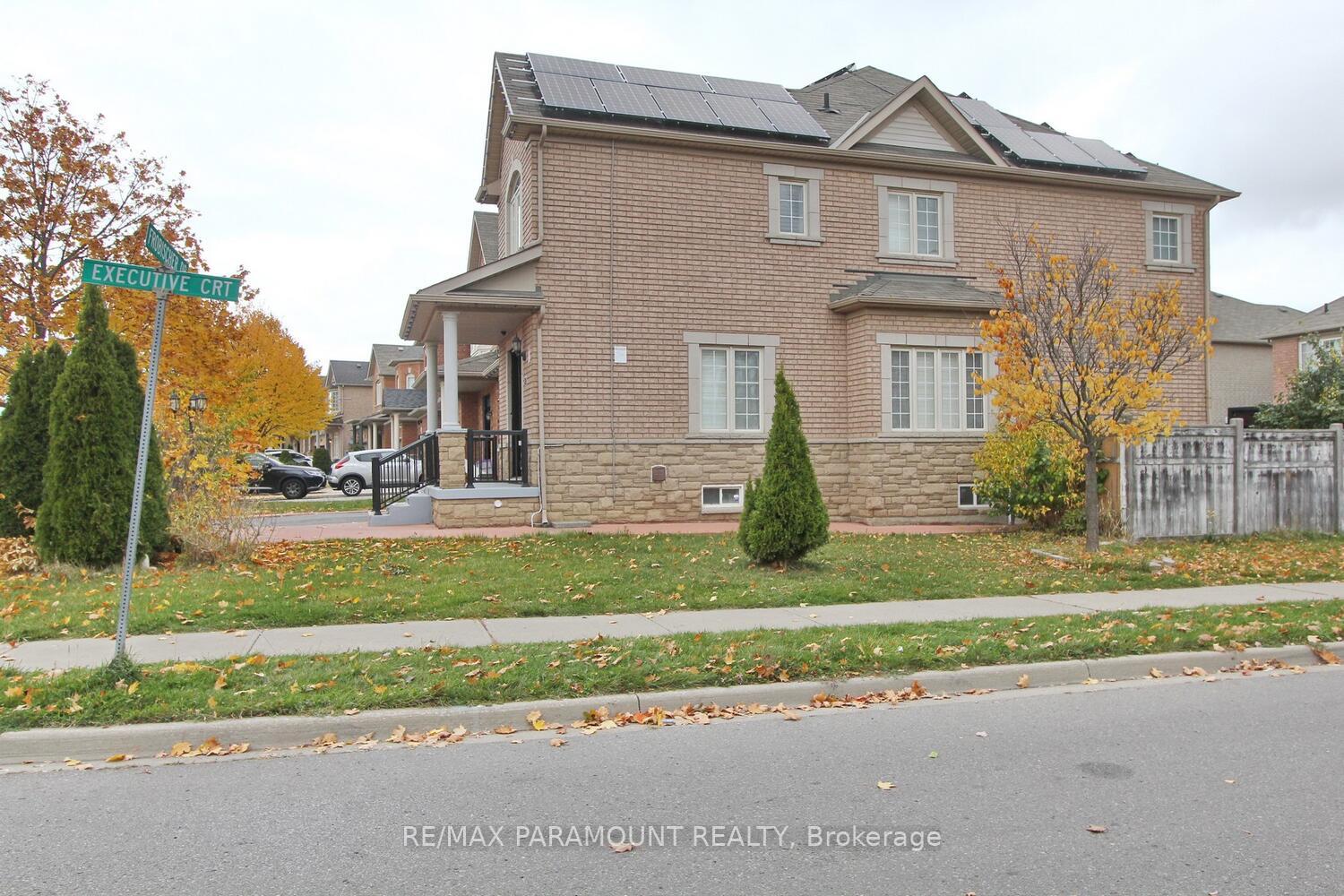 Photo 5 of 21 Frobischer Drive, Brampton, Sandringham-Wellington — HOMEH