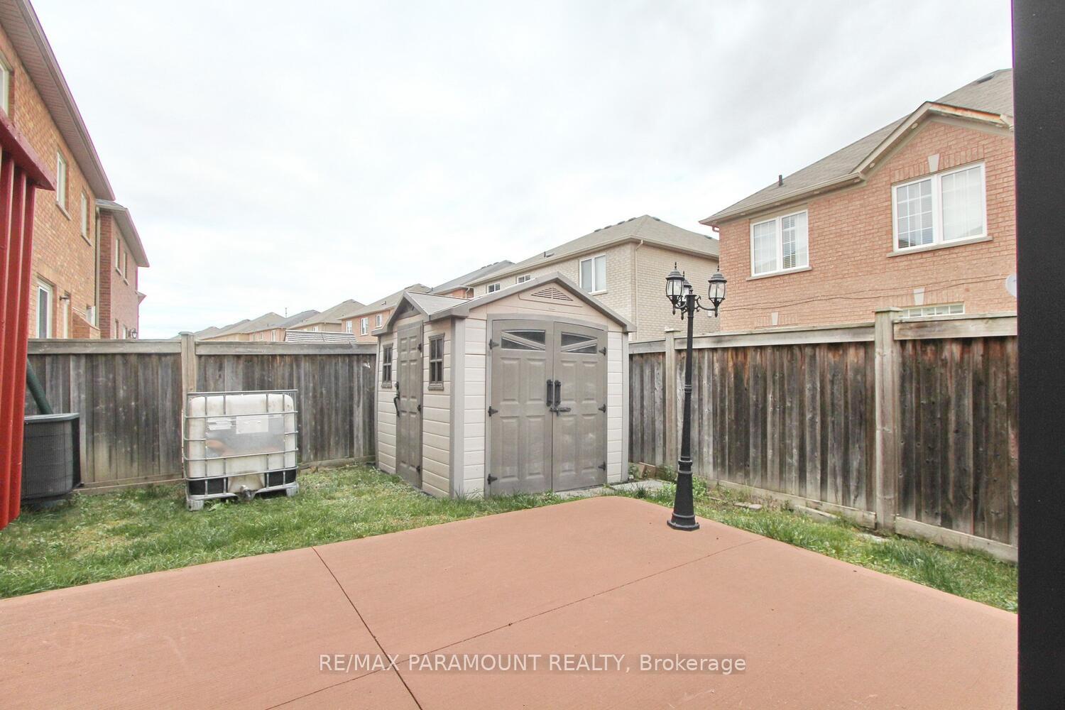 Photo 29 of 21 Frobischer Drive, Brampton, Sandringham-Wellington — HOMEH