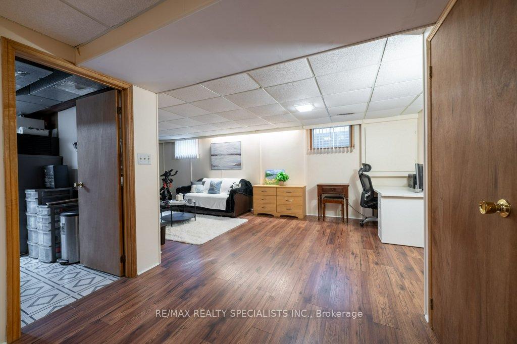 Photo 27 of 2470 Cobbinshaw Circle, Mississauga, Meadowvale — HOMEH