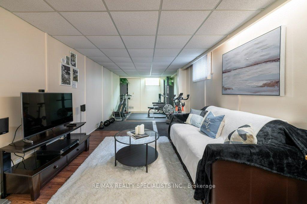 Photo 22 of 2470 Cobbinshaw Circle, Mississauga, Meadowvale — HOMEH