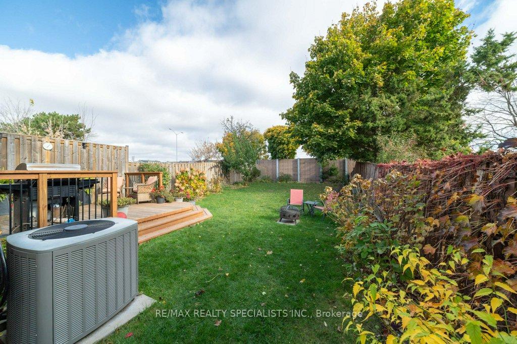 Photo 37 of 2470 Cobbinshaw Circle, Mississauga, Meadowvale — HOMEH