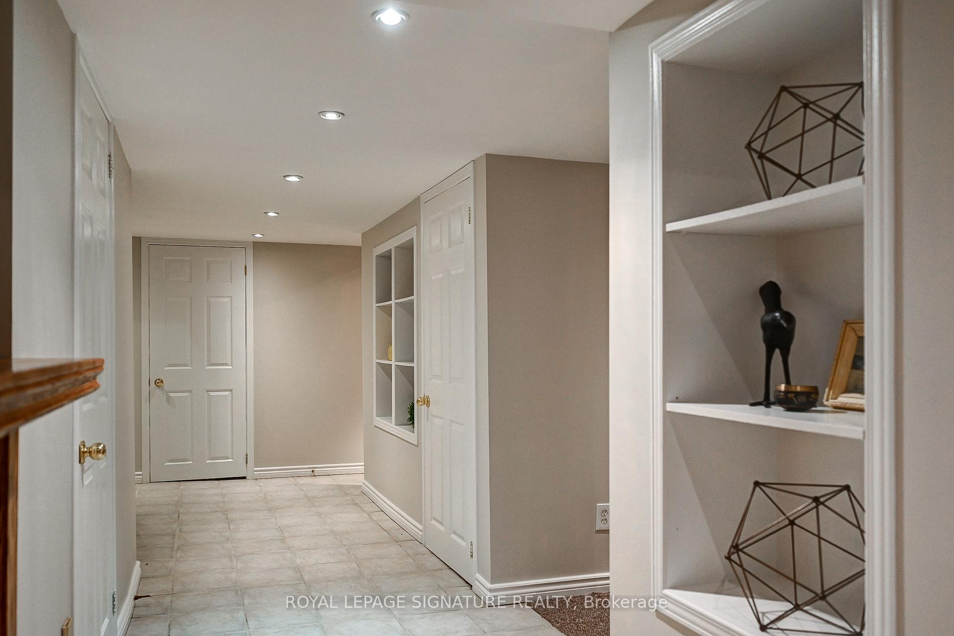Photo 18 of 26 Oak Lea Circle, Markham, Markham Village — HOMEH