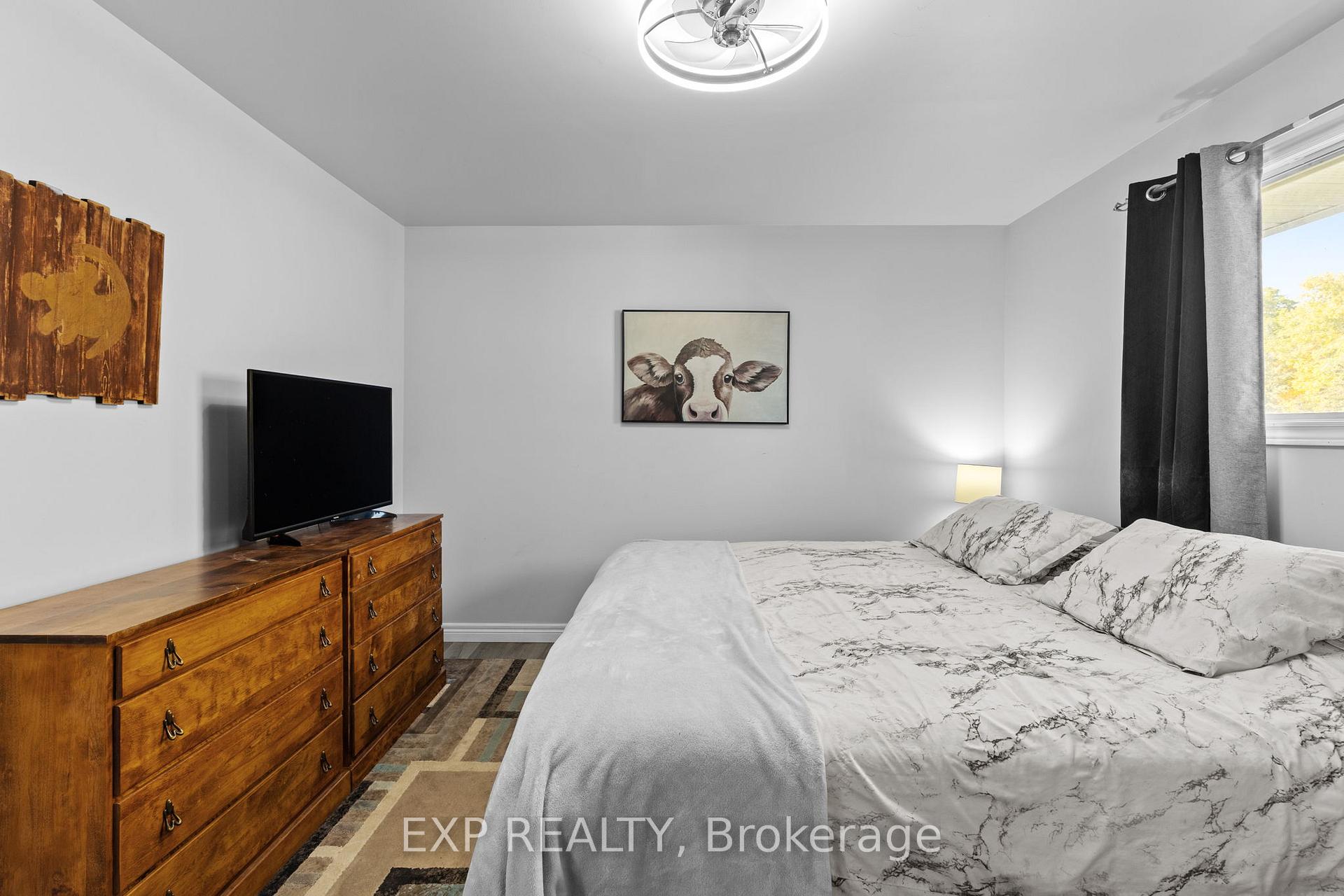 Photo 10 of 264 Warrington Road, Clearview, Stayner — HOMEH