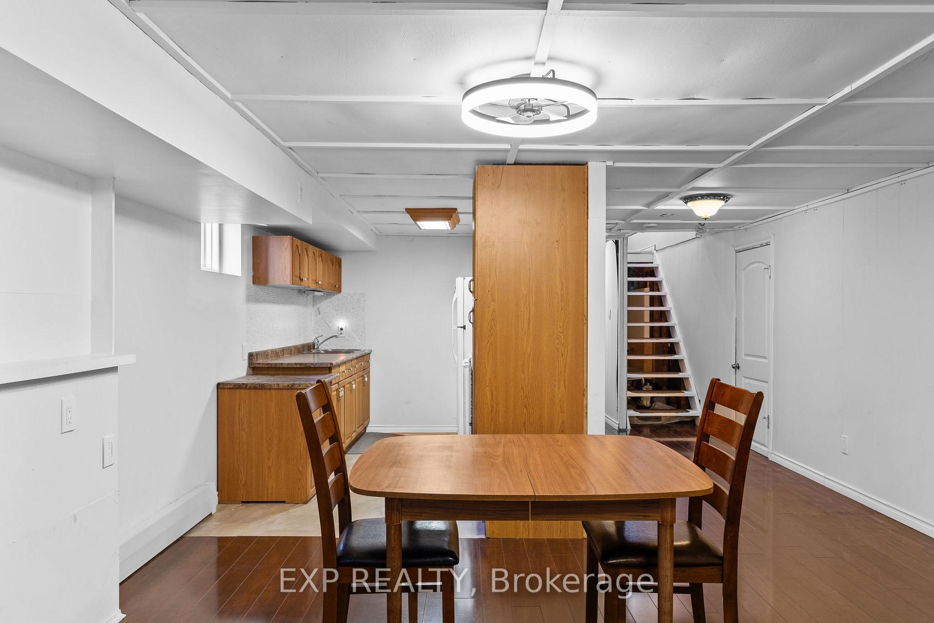 Photo 7 of 264 Warrington Road, Clearview, Stayner — HOMEH