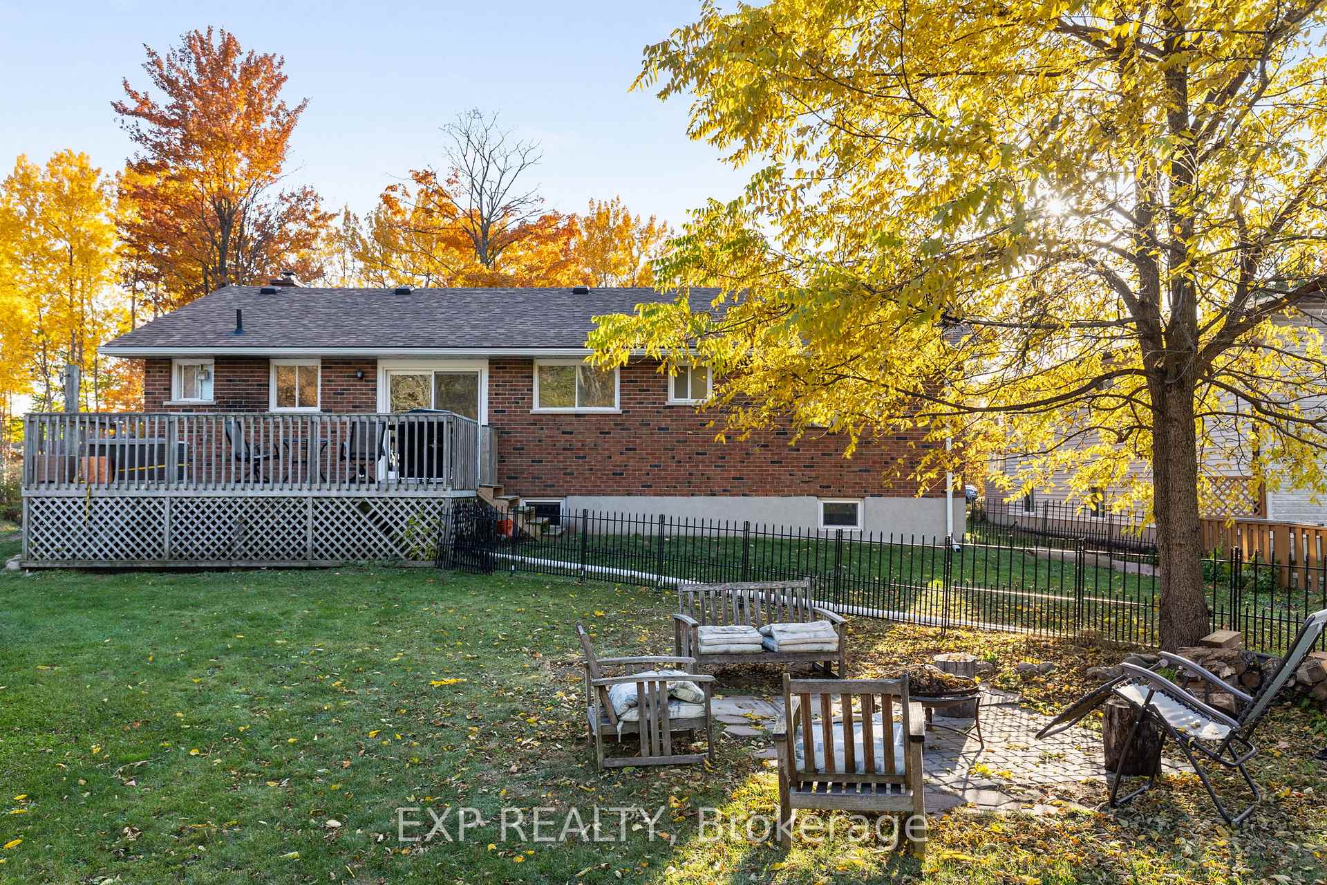 Photo 19 of 264 Warrington Road, Clearview, Stayner — HOMEH
