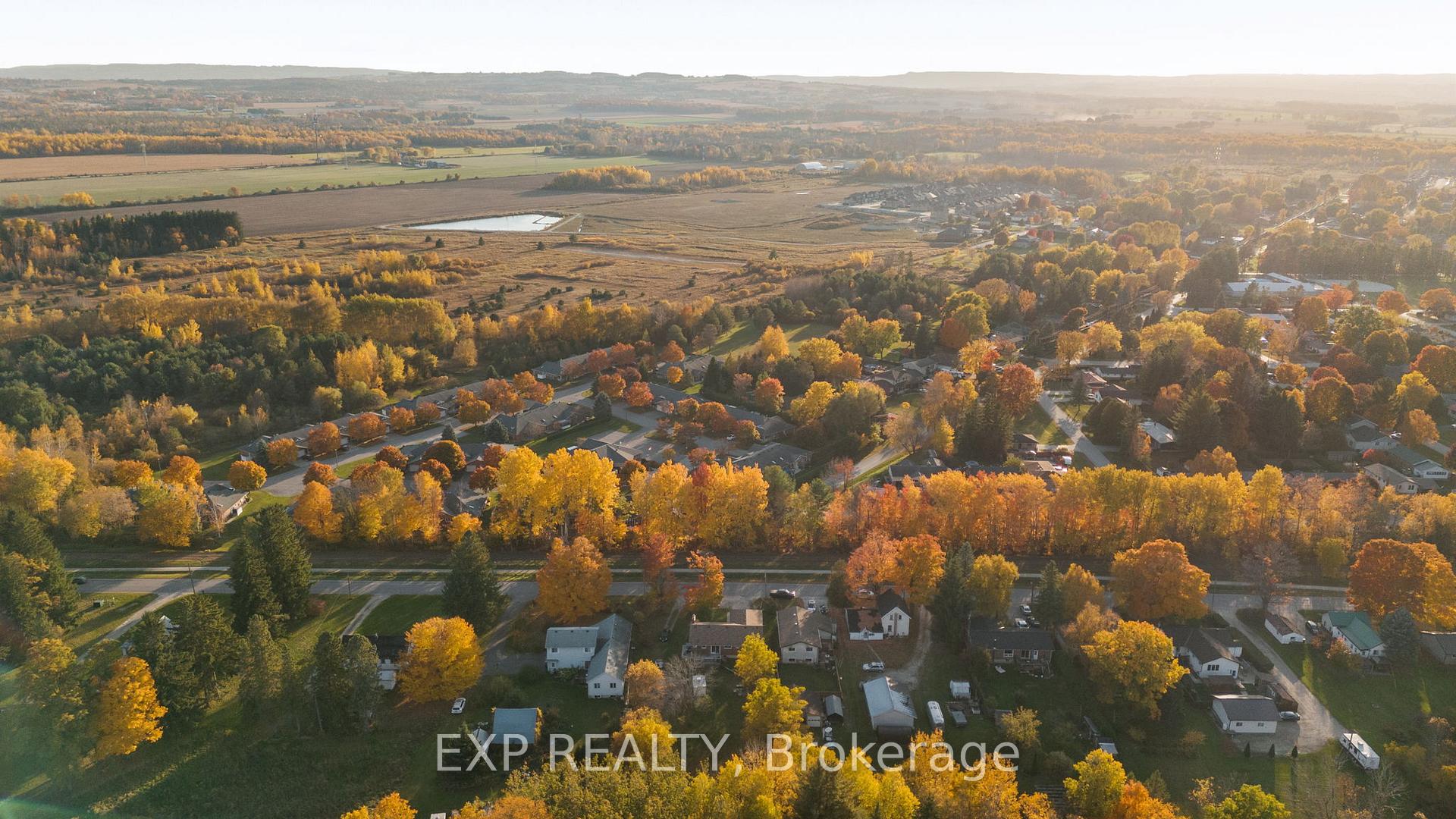 Photo 20 of 264 Warrington Road, Clearview, Stayner — HOMEH