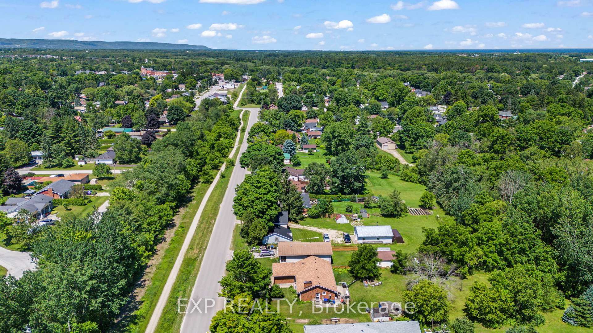 Photo 27 of 264 Warrington Road, Clearview, Stayner — HOMEH