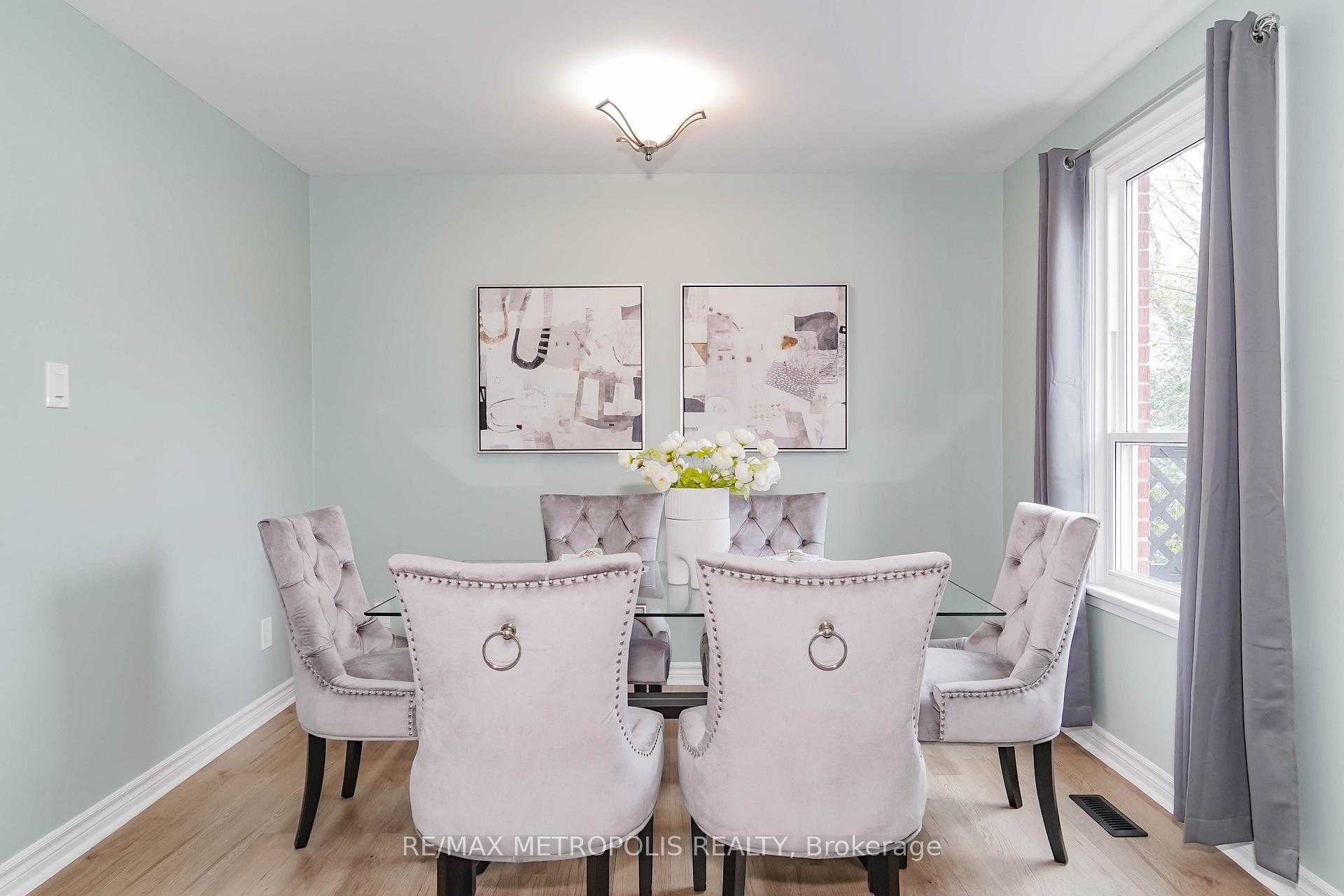 Photo 21 of 306 Lupin Drive, Whitby, Downtown Whitby — HOMEH