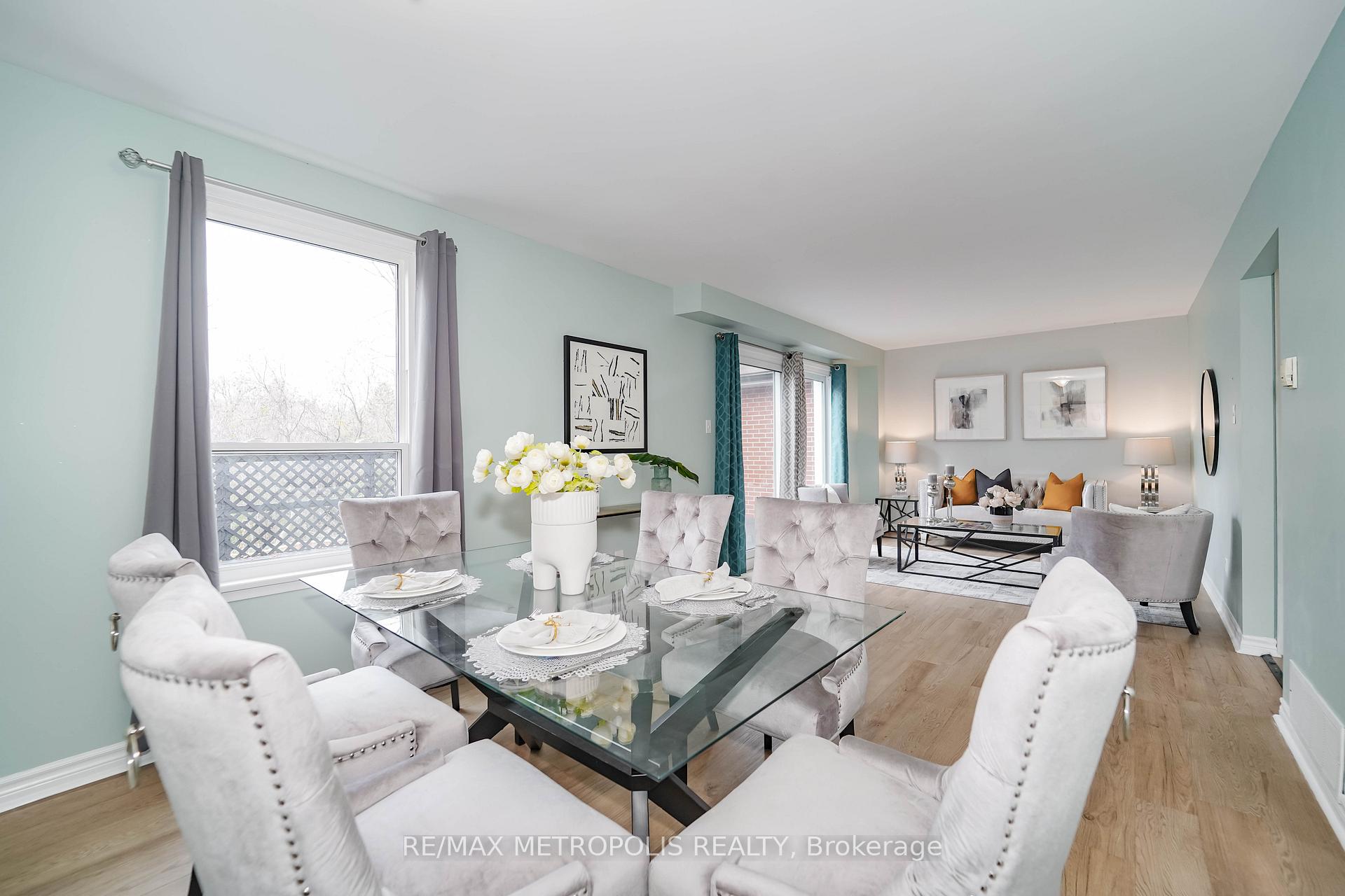Photo 23 of 306 Lupin Drive, Whitby, Downtown Whitby — HOMEH