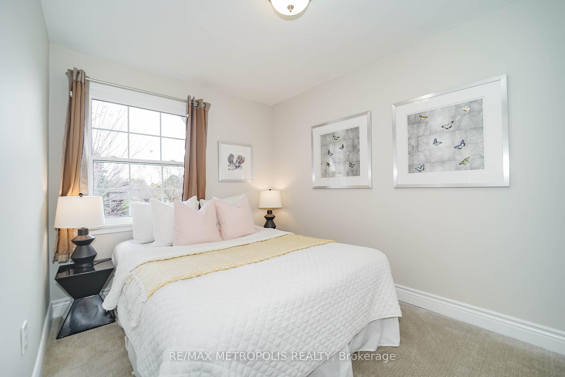 Photo 34 of 306 Lupin Drive, Whitby, Downtown Whitby — HOMEH