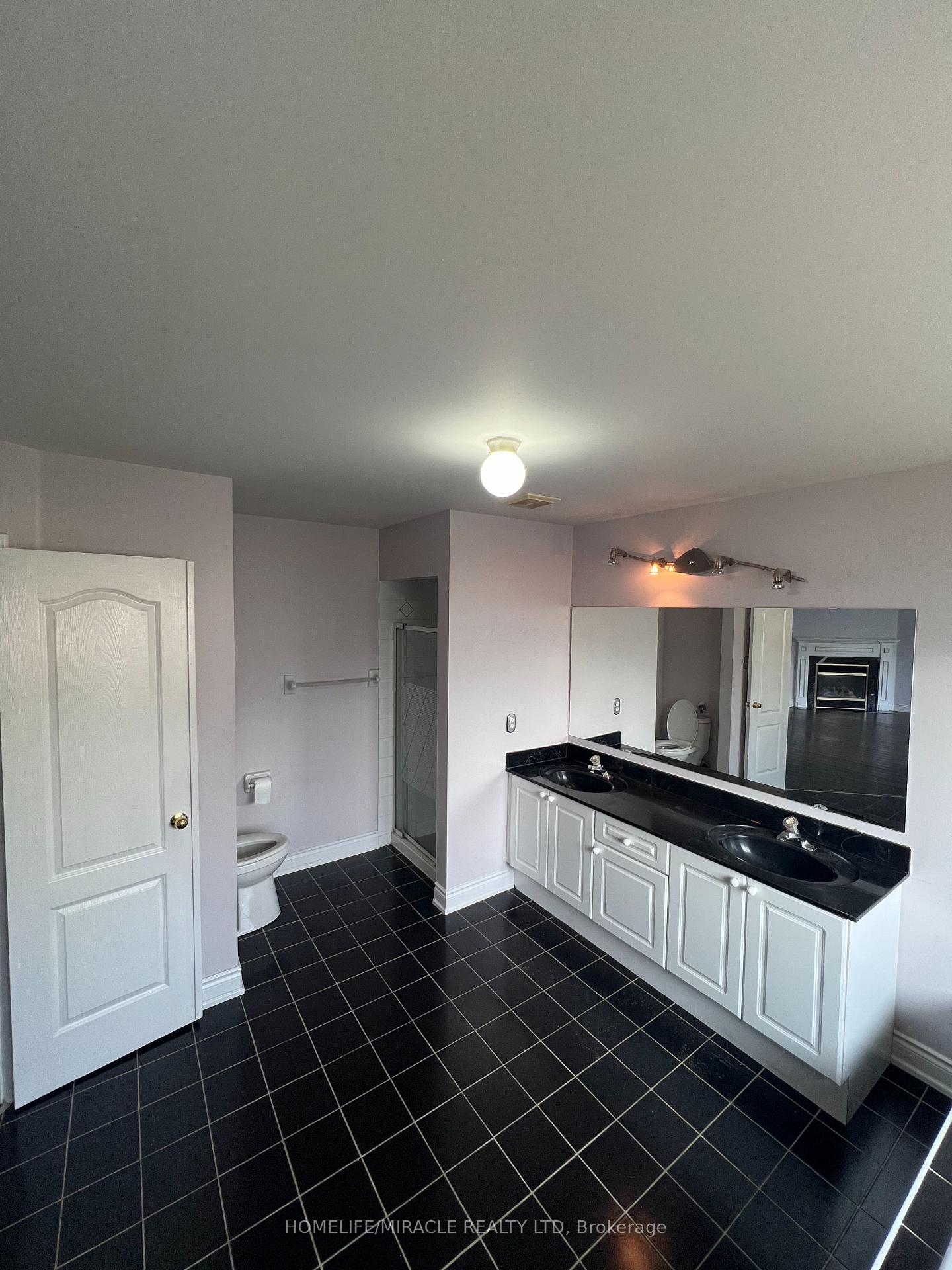 Photo 22 of 245 Fernforest Drive, Brampton, Sandringham-Wellington — HOMEH