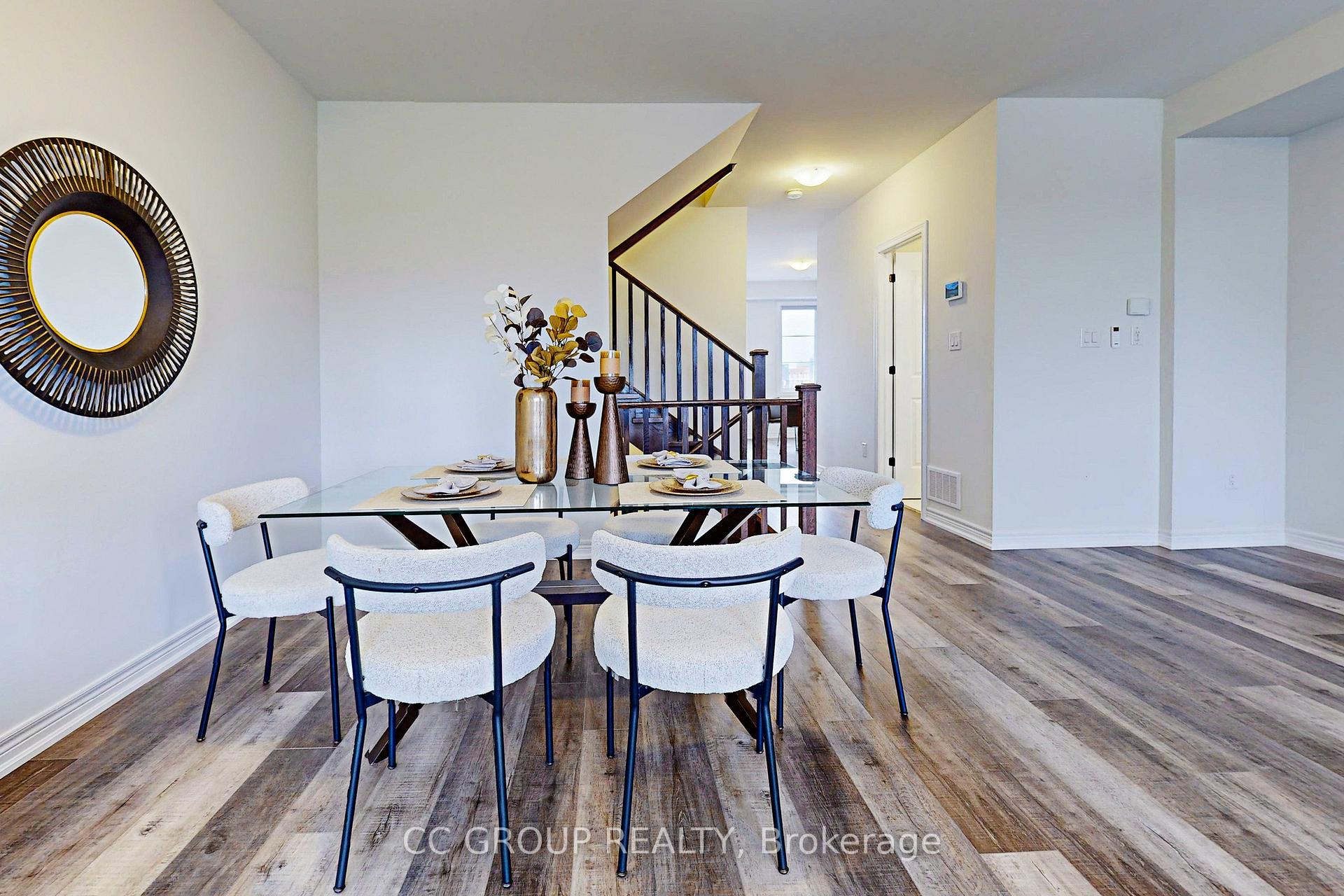 Photo 12 of 23 Murray Wellman Court, Markham, Cornell — HOMEH