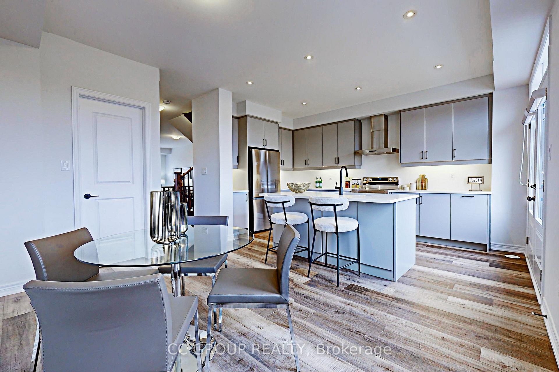 Photo 14 of 23 Murray Wellman Court, Markham, Cornell — HOMEH