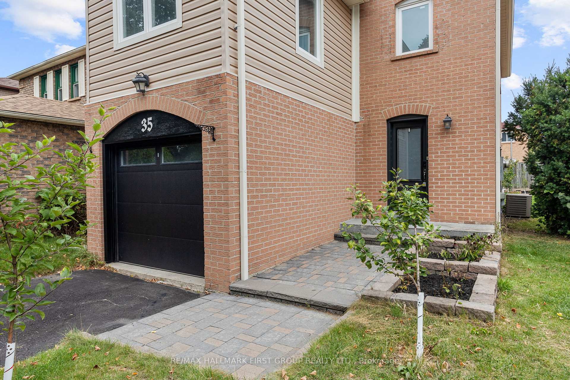 Photo 21 of 35 Radford Drive, Ajax, Central West — HOMEH
