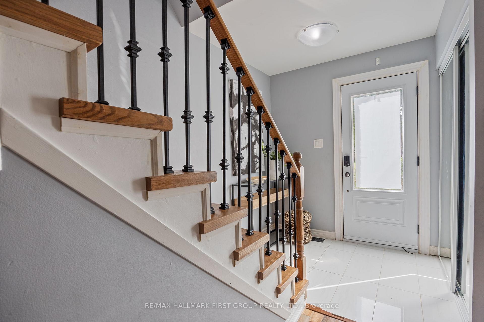 Photo 2 of 35 Radford Drive, Ajax, Central West — HOMEH