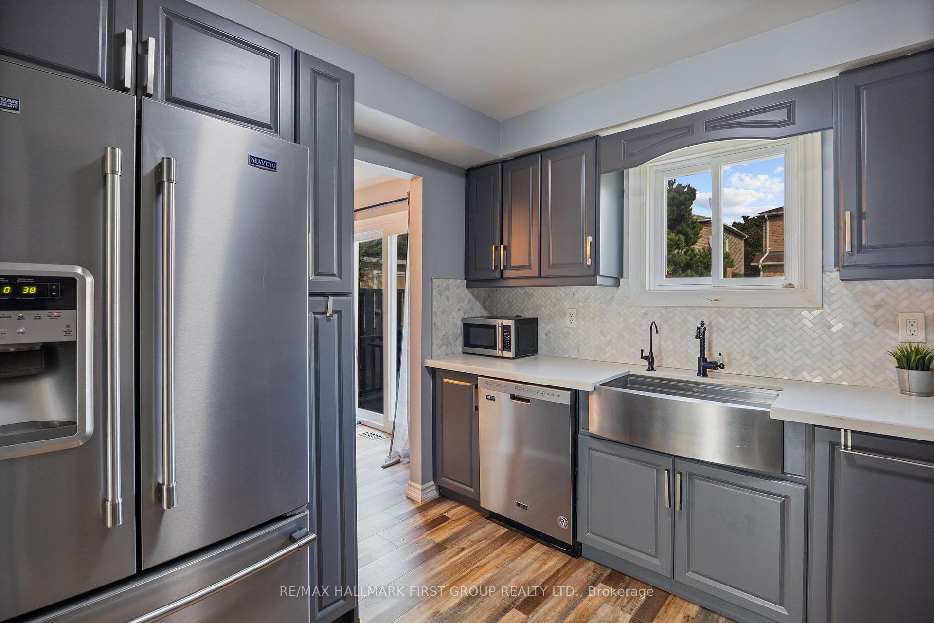 Photo 5 of 35 Radford Drive, Ajax, Central West — HOMEH