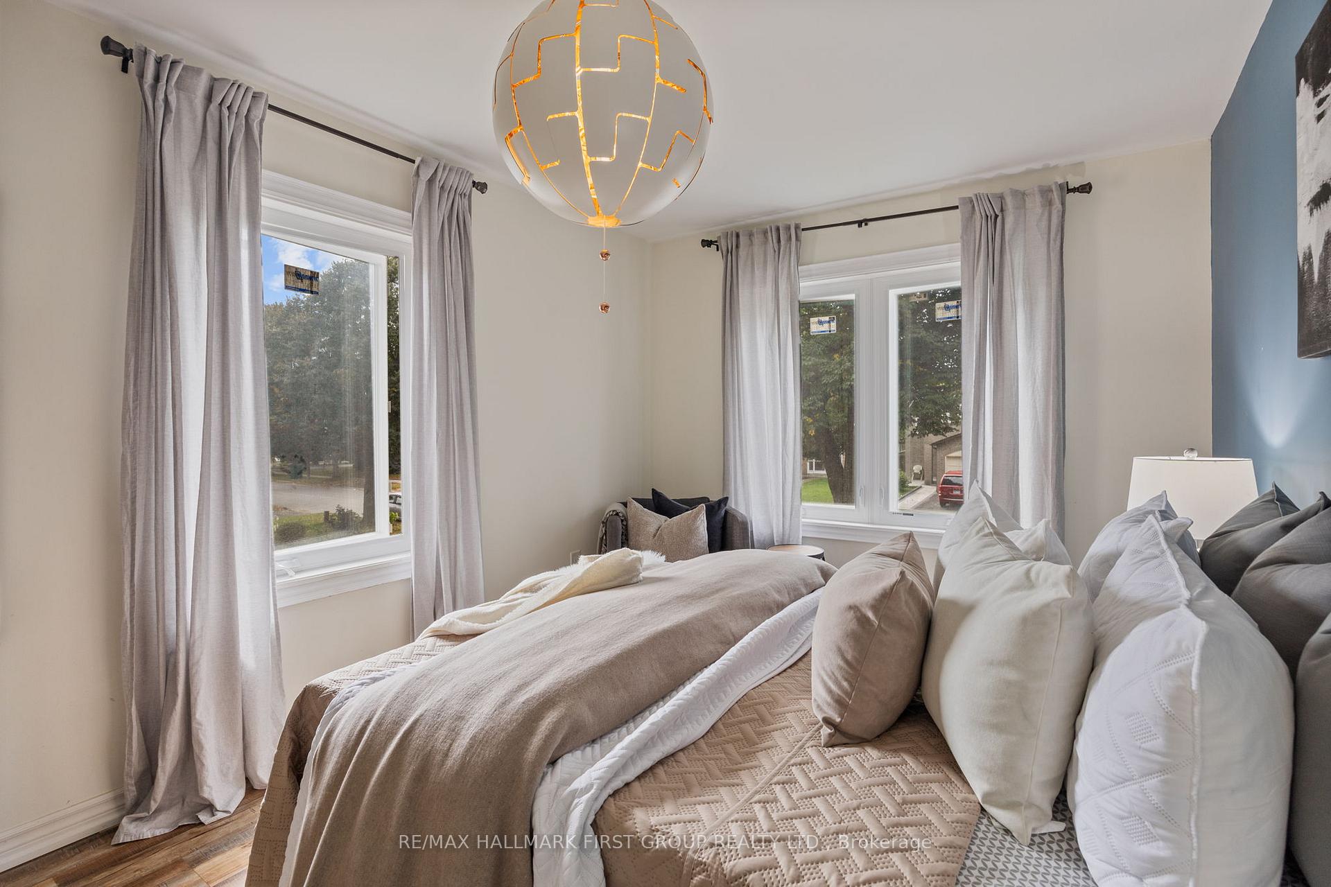 Photo 15 of 35 Radford Drive, Ajax, Central West — HOMEH
